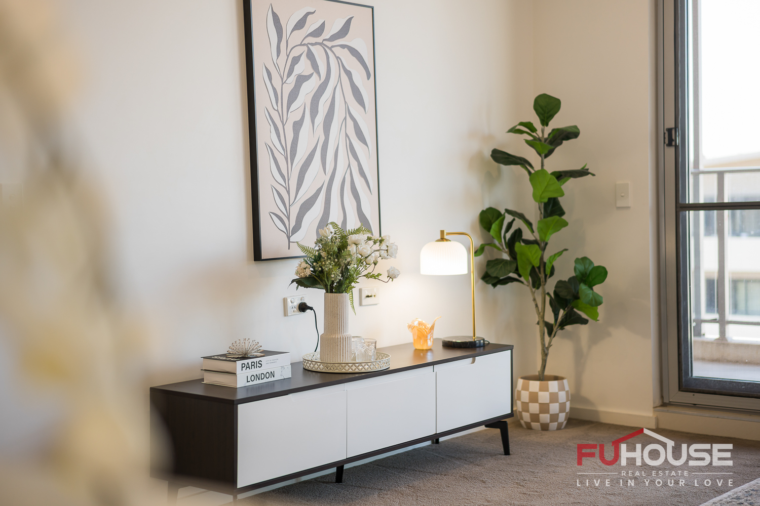 501 / 15 Bigge Street - Lightbox View 4