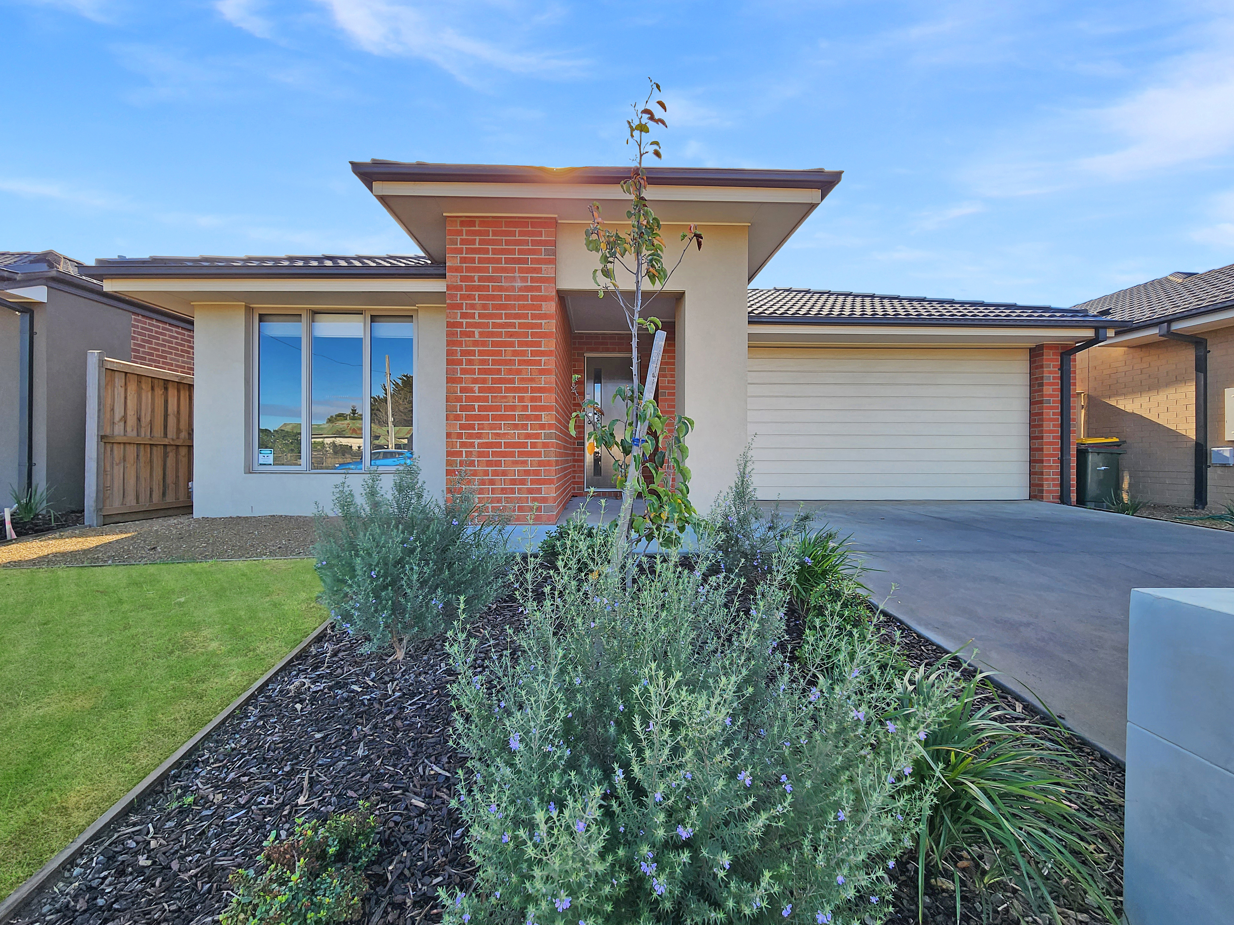 Listing image for 303 Boundary Road, MOUNT DUNEED  VIC  3217