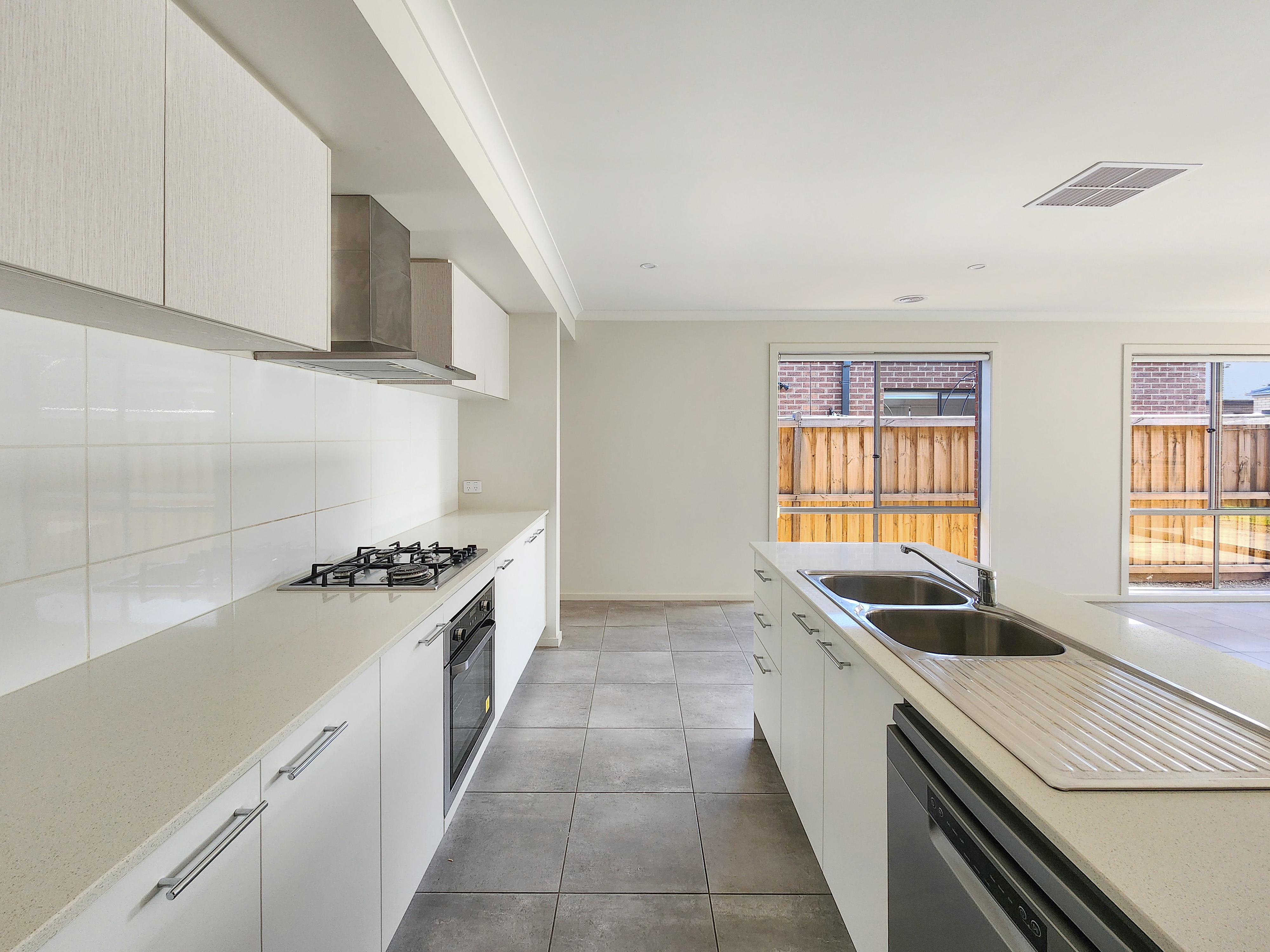 Listing image for 303 Boundary Road, MOUNT DUNEED  VIC  3217