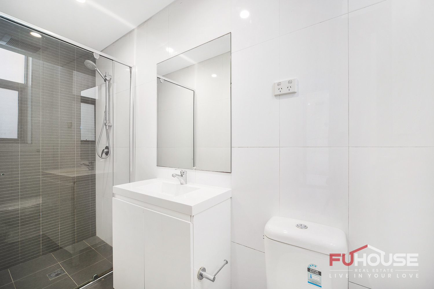 1 / 37 Campbell Street - Main View 10