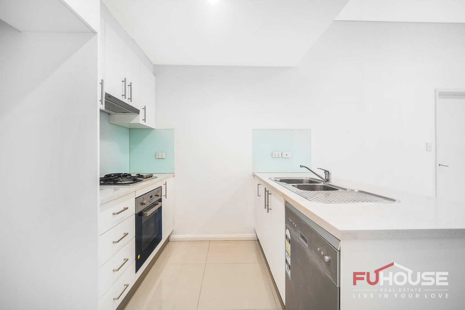 1 / 37 Campbell Street - Main View 7