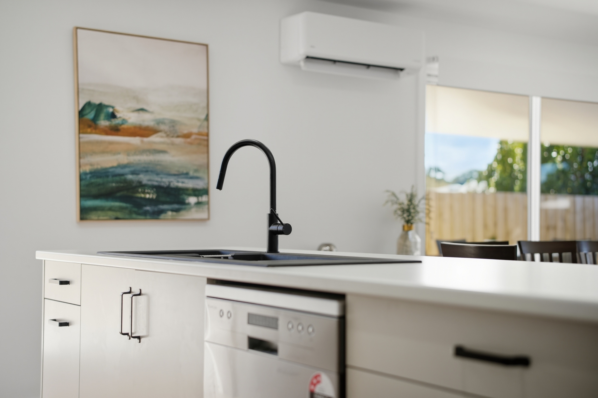 2 / 168 Agnes Street, George Town