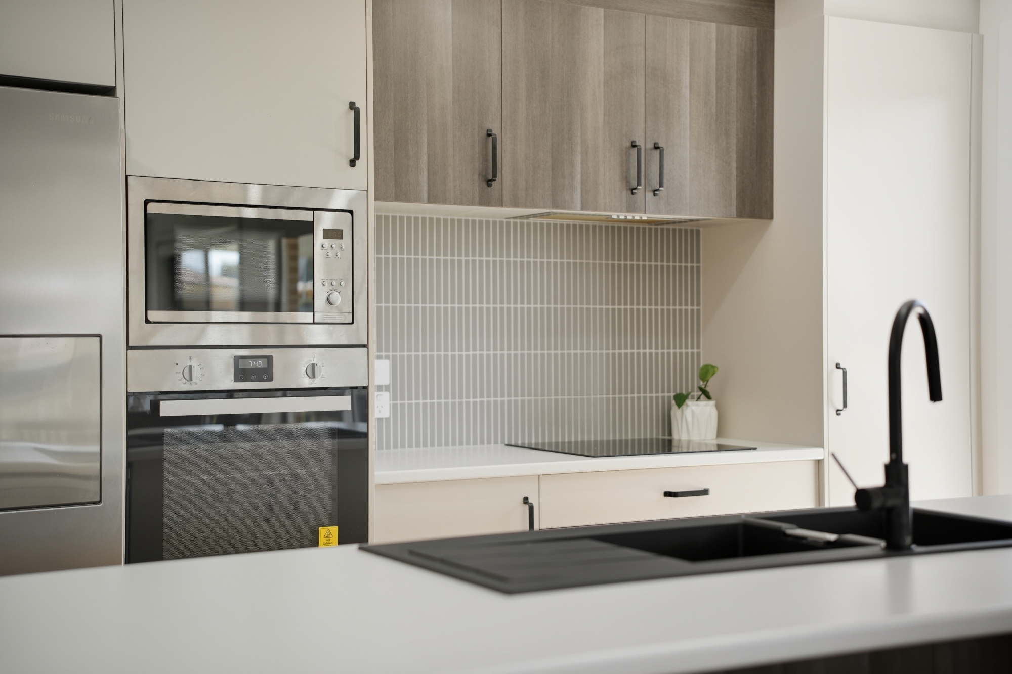 2 / 168 Agnes Street, George Town