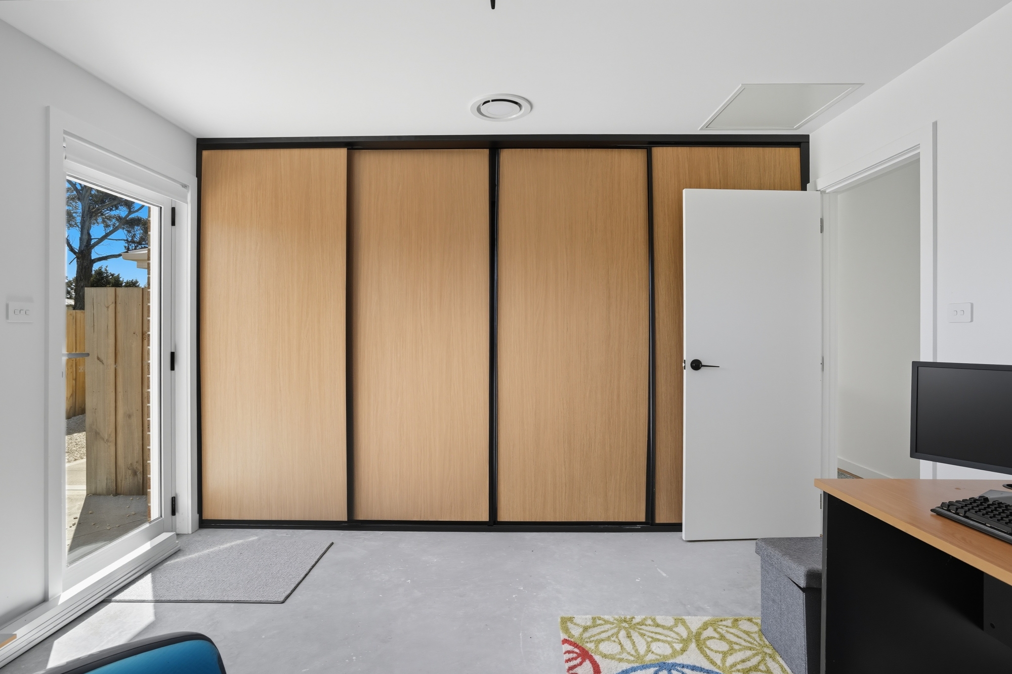 2 / 168 Agnes Street, George Town