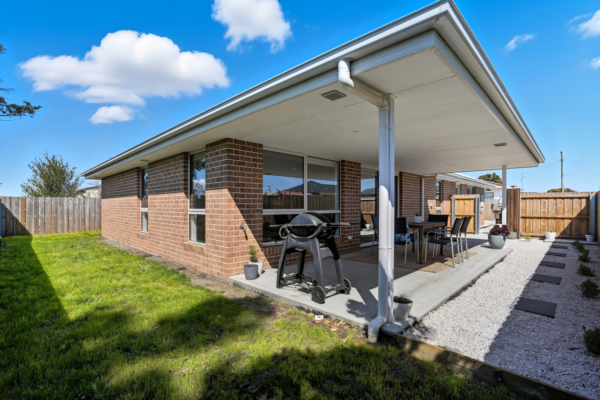 2 / 168 Agnes Street, George Town