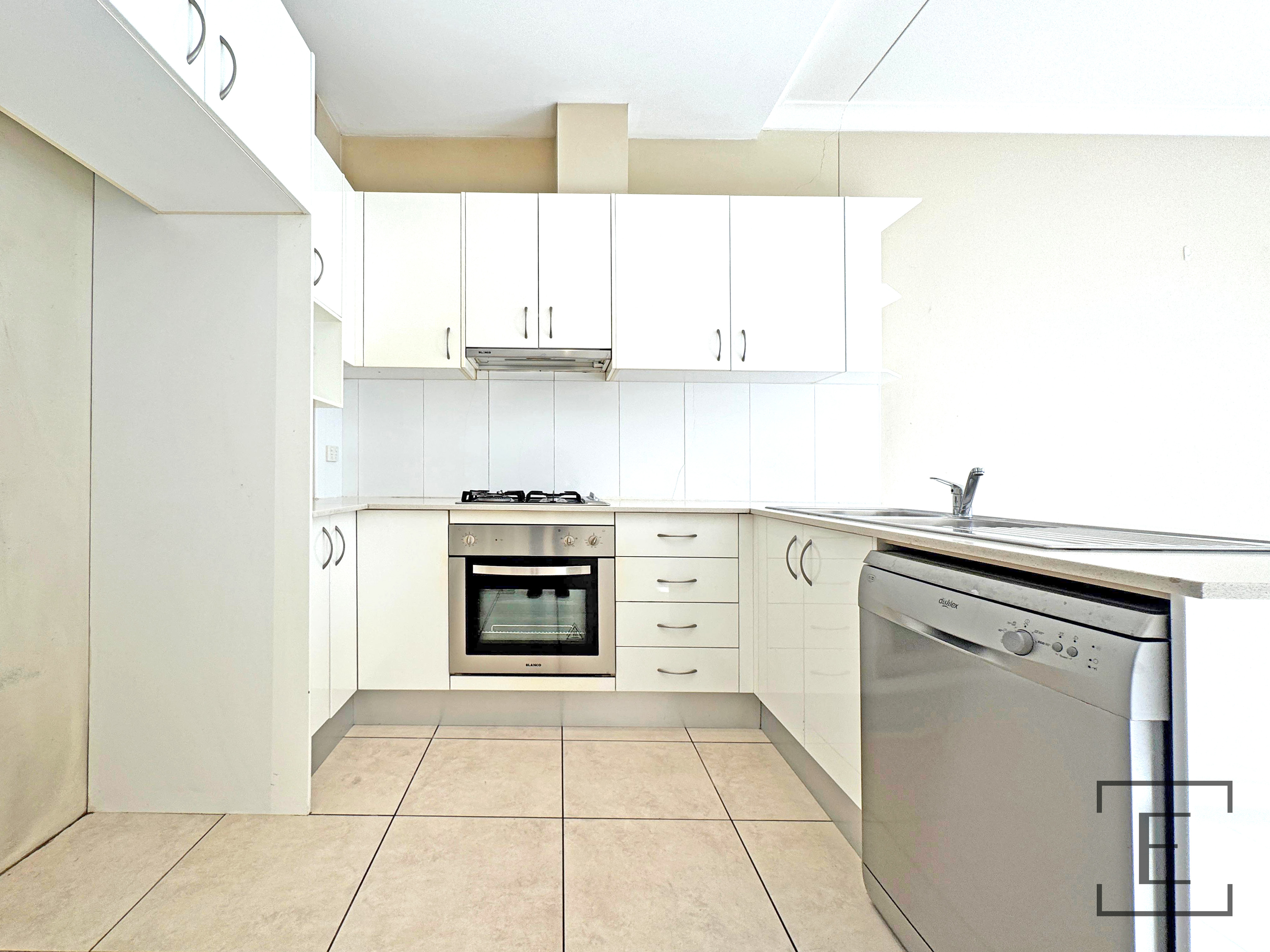 2 / 9-13 Balmoral Road, Northmead