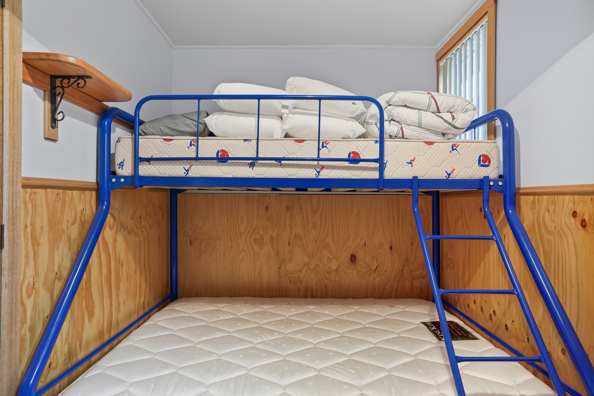 24 Flintstone Drive, Flintstone