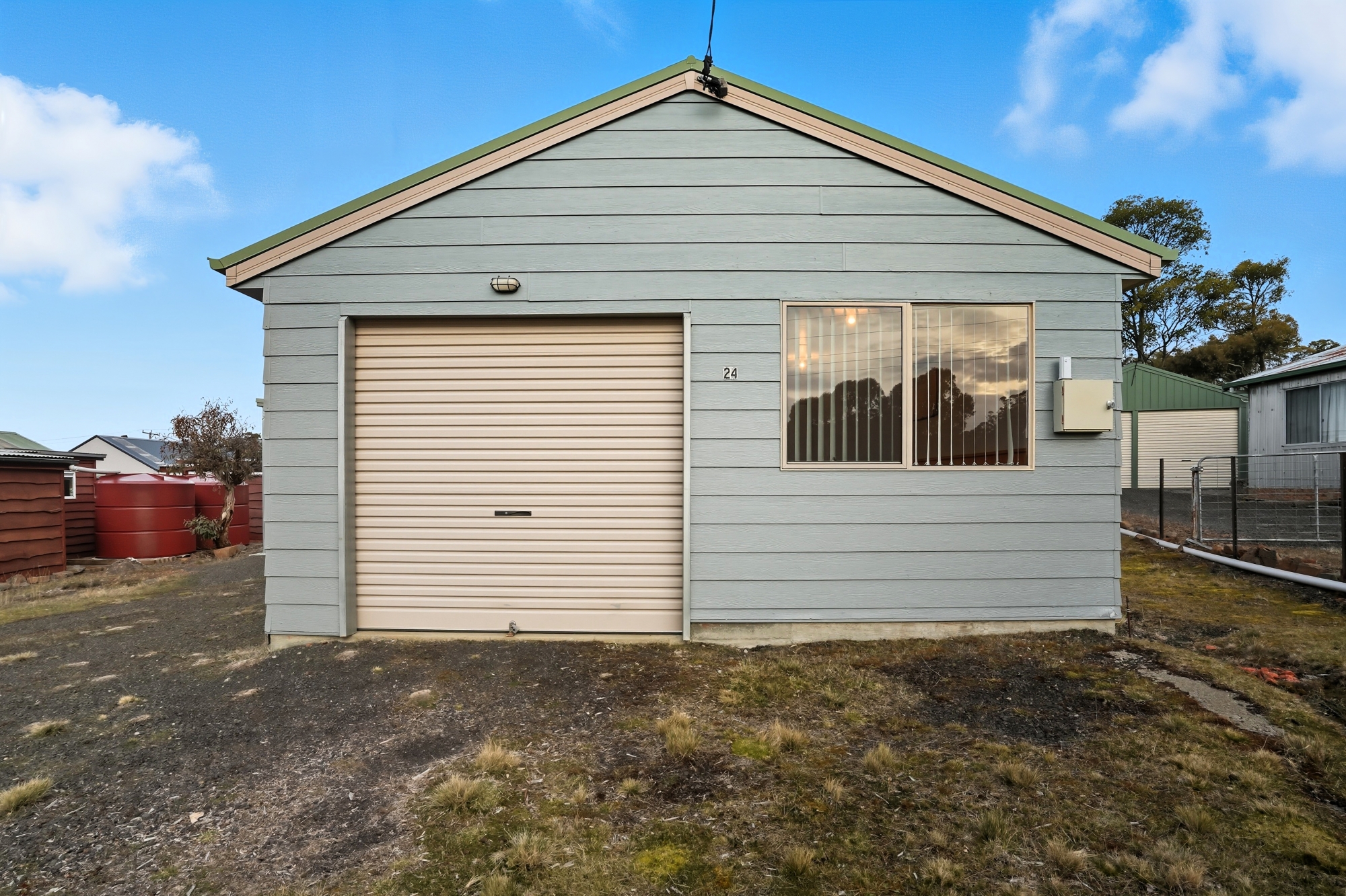 24 Flintstone Drive, Flintstone