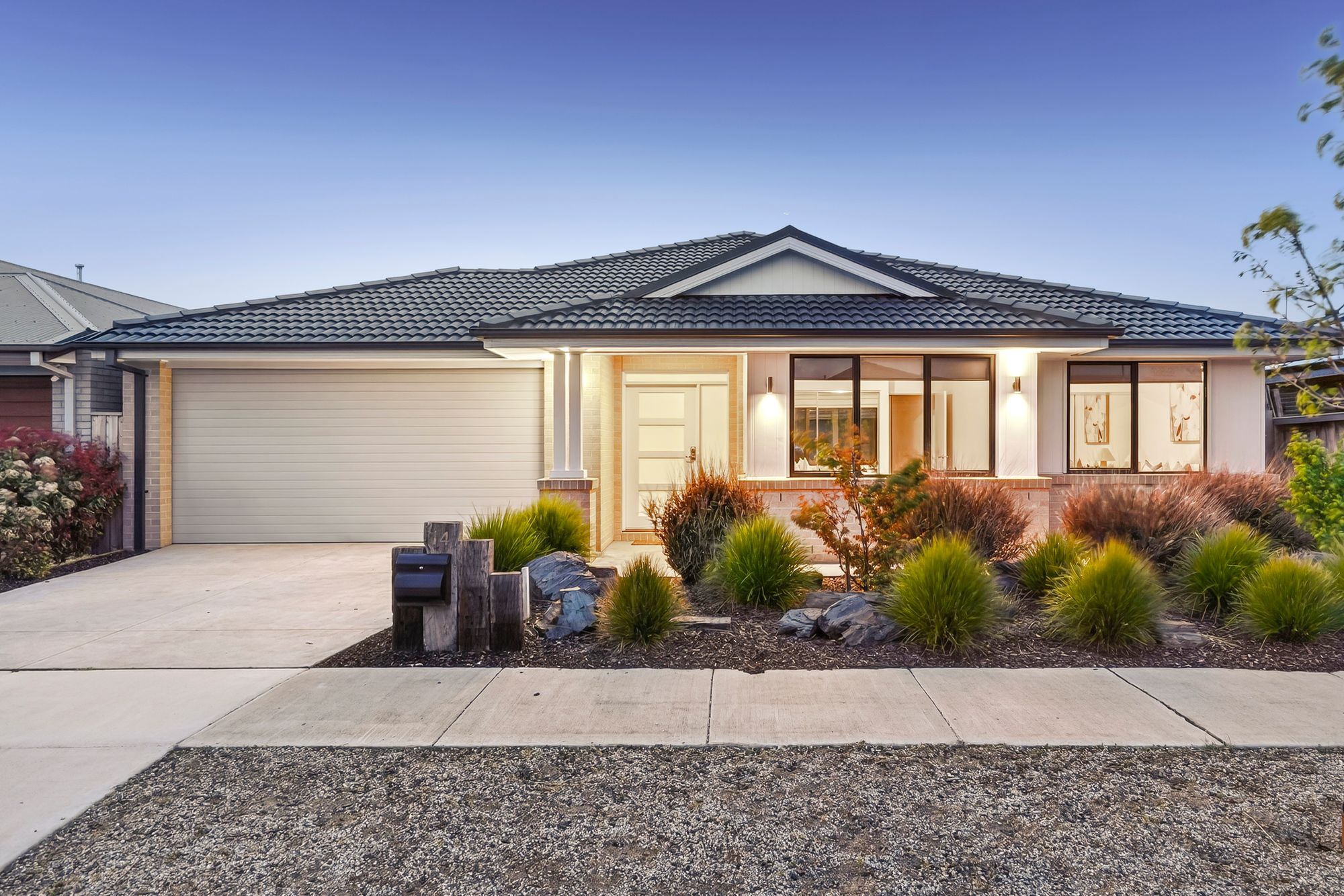 Listing image for 14 Pollen Street, MOUNT DUNEED  VIC  3217