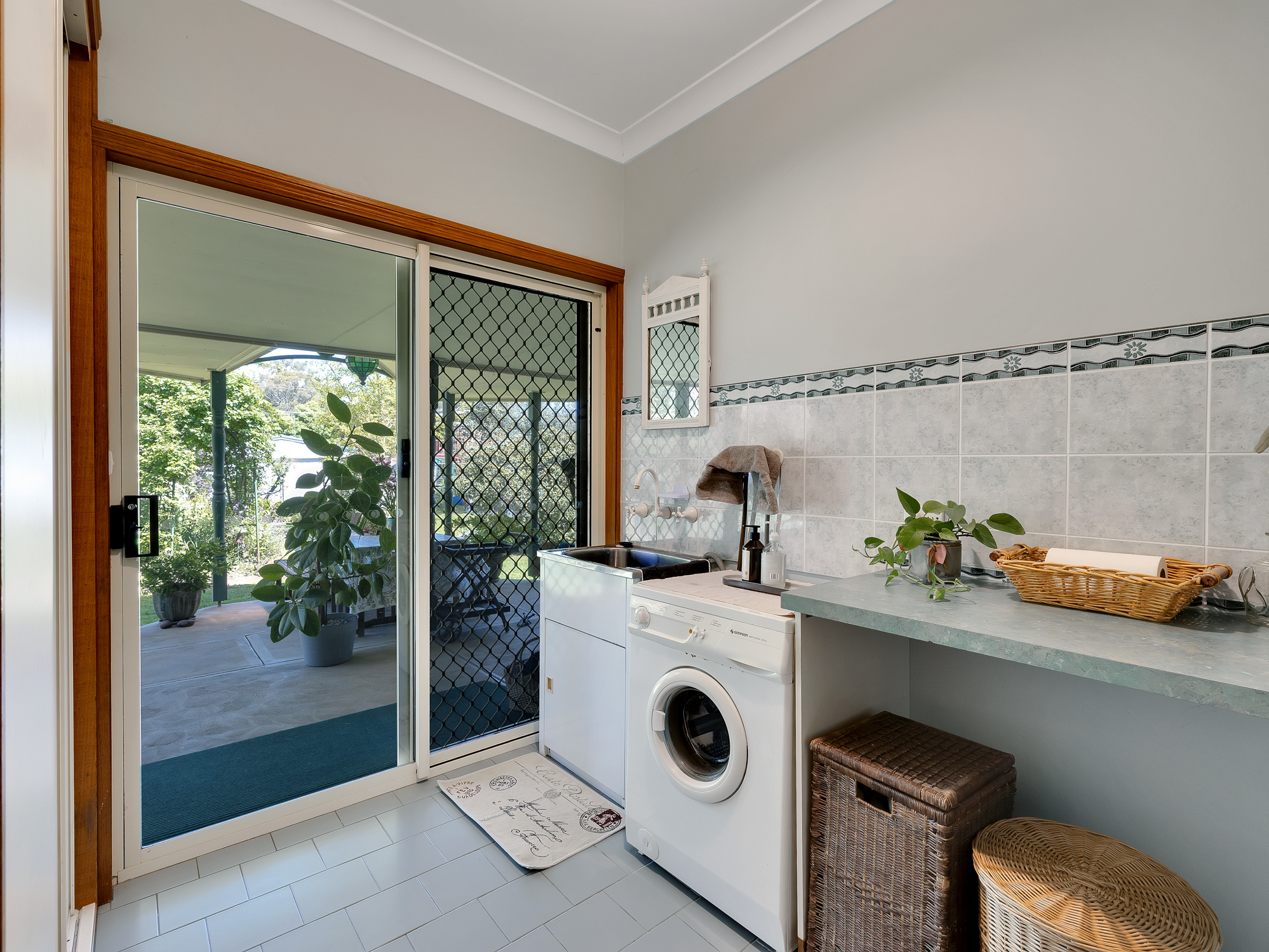 9 Brewer Lane, Eldorado