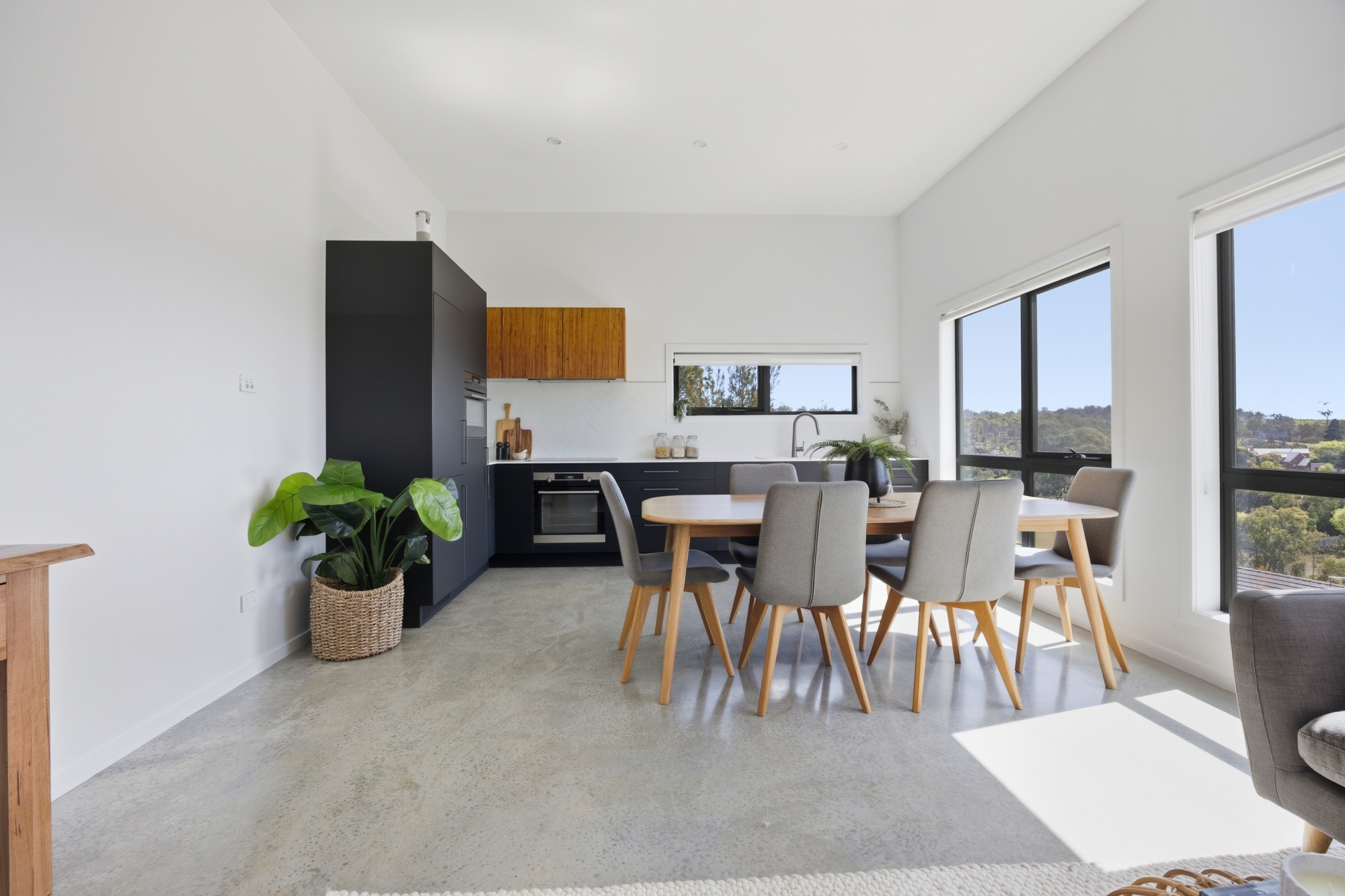 122 Blackstone Road, Blackstone Heights