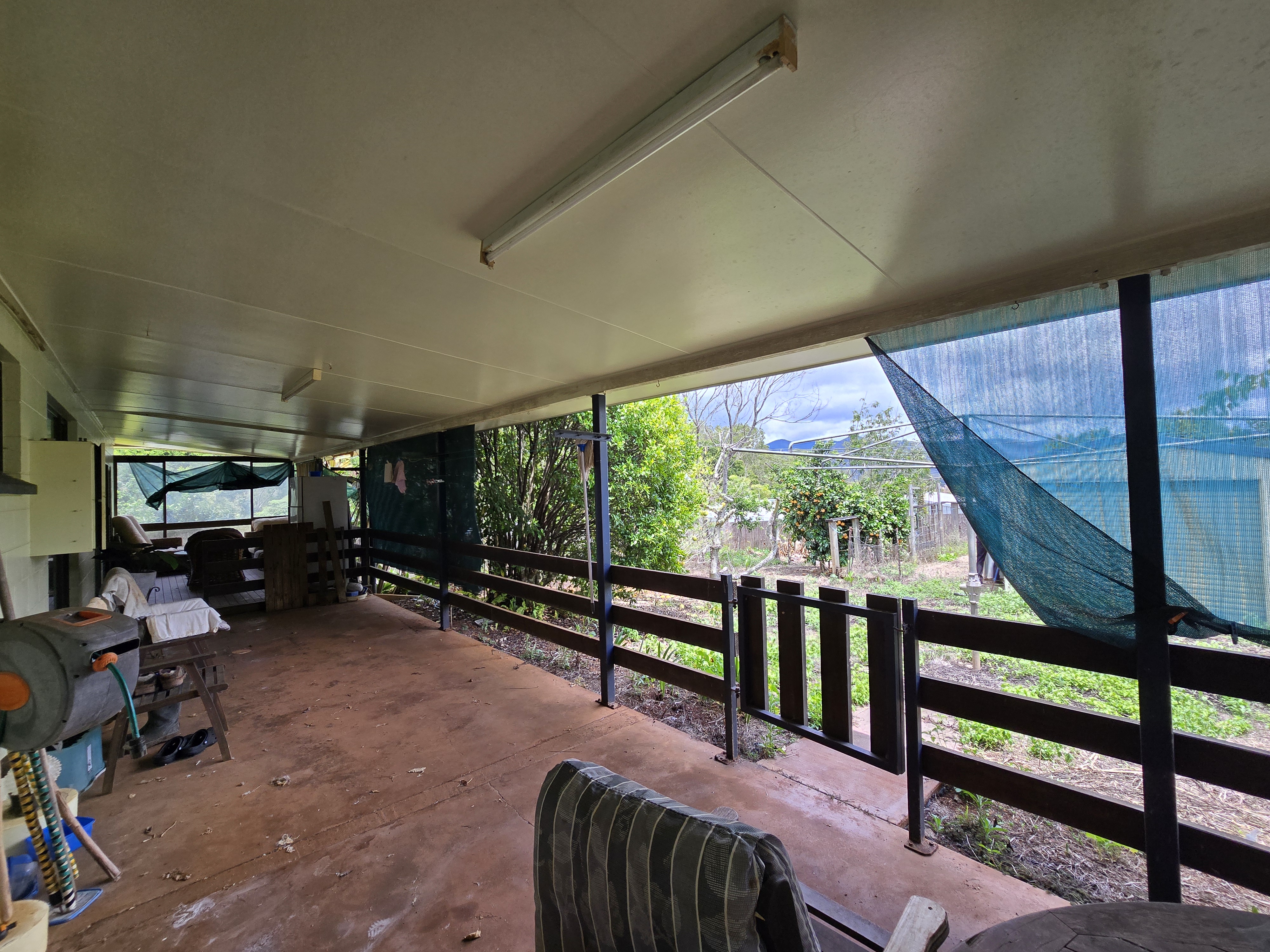 15 Twelfth Avenue, Atherton