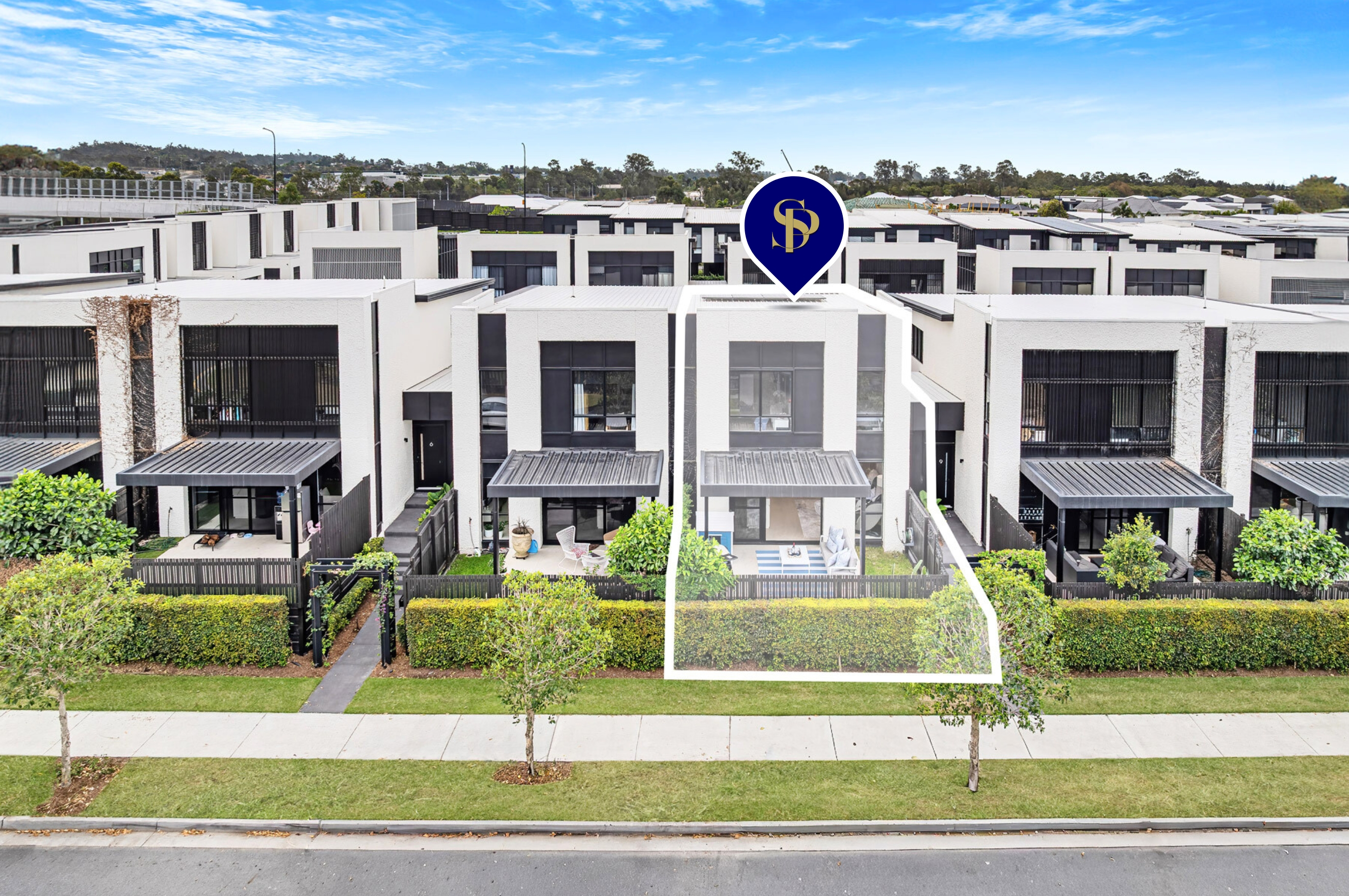 8 / 1 Citron Crescent, Helensvale