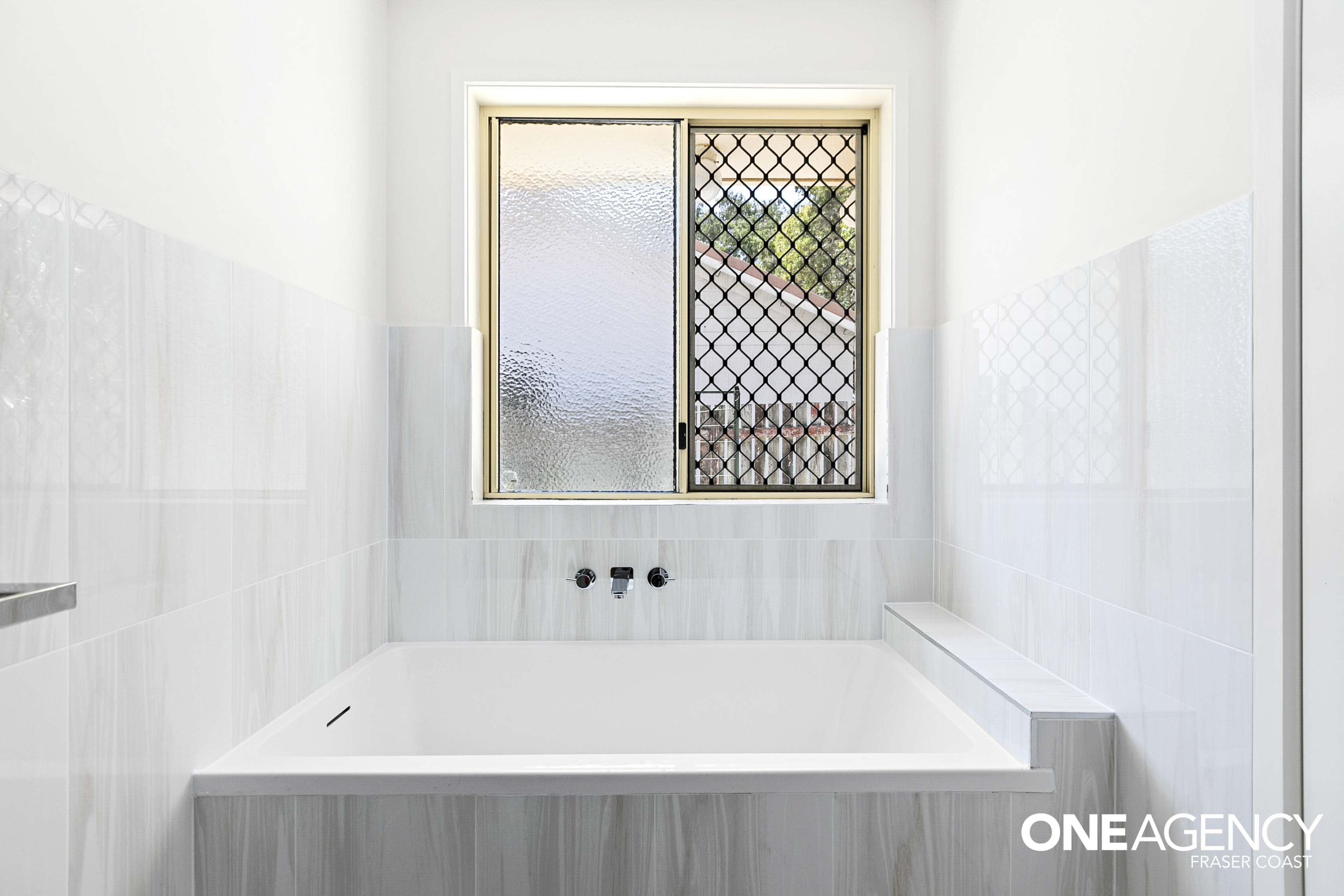 7 Cordelia Crt, Urangan