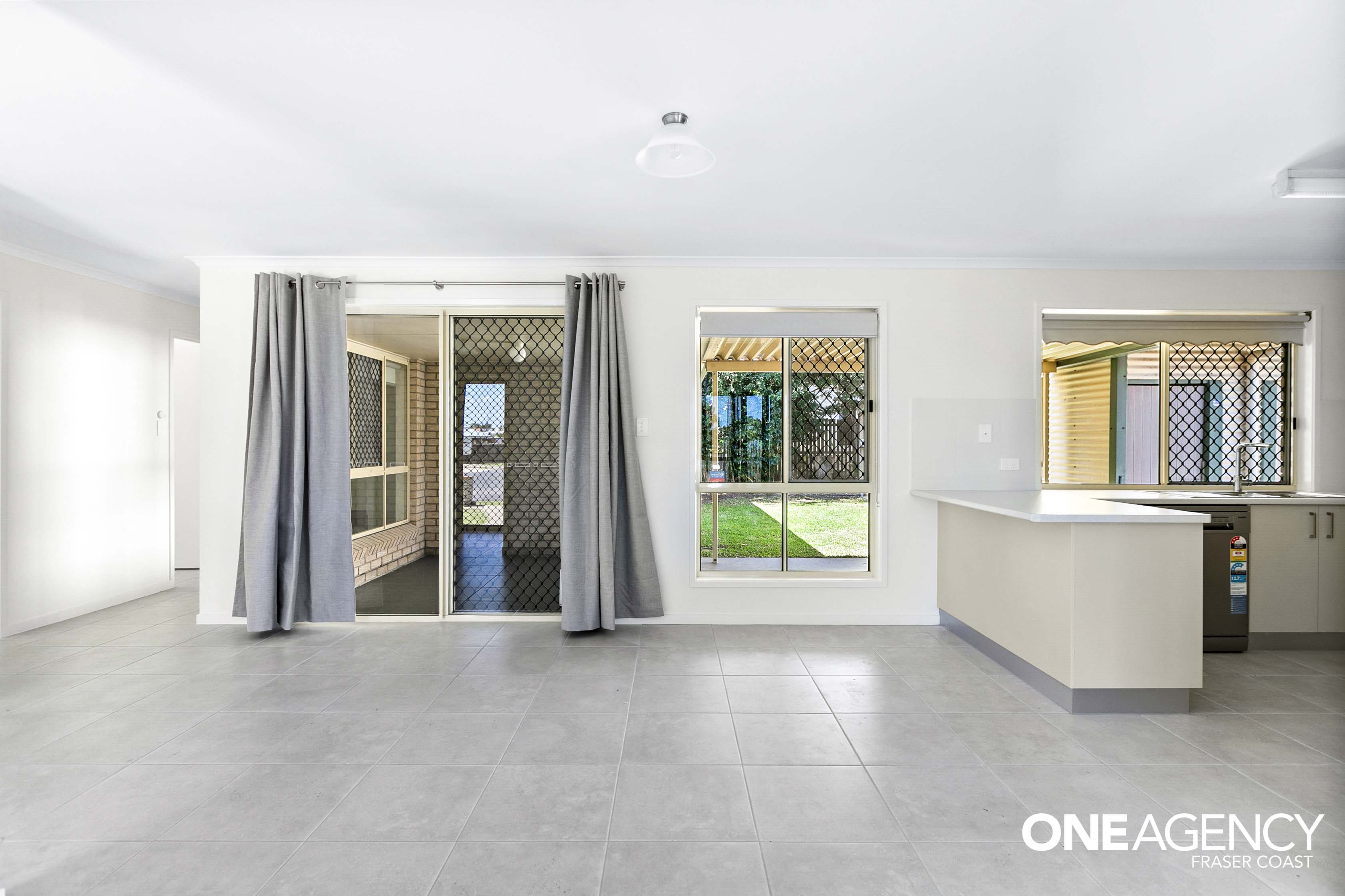 7 Cordelia Crt, Urangan