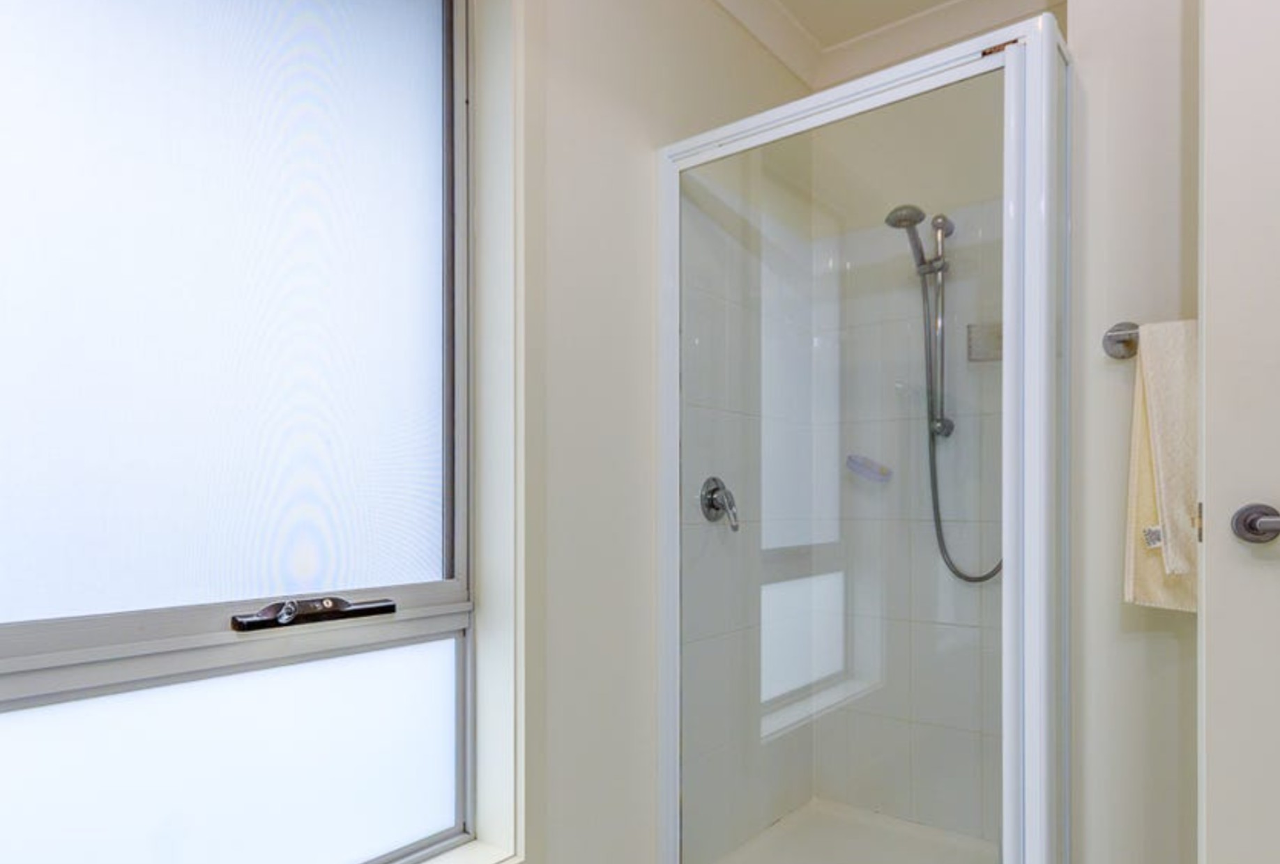 2 / 13 Bradford Avenue, Prospect Vale