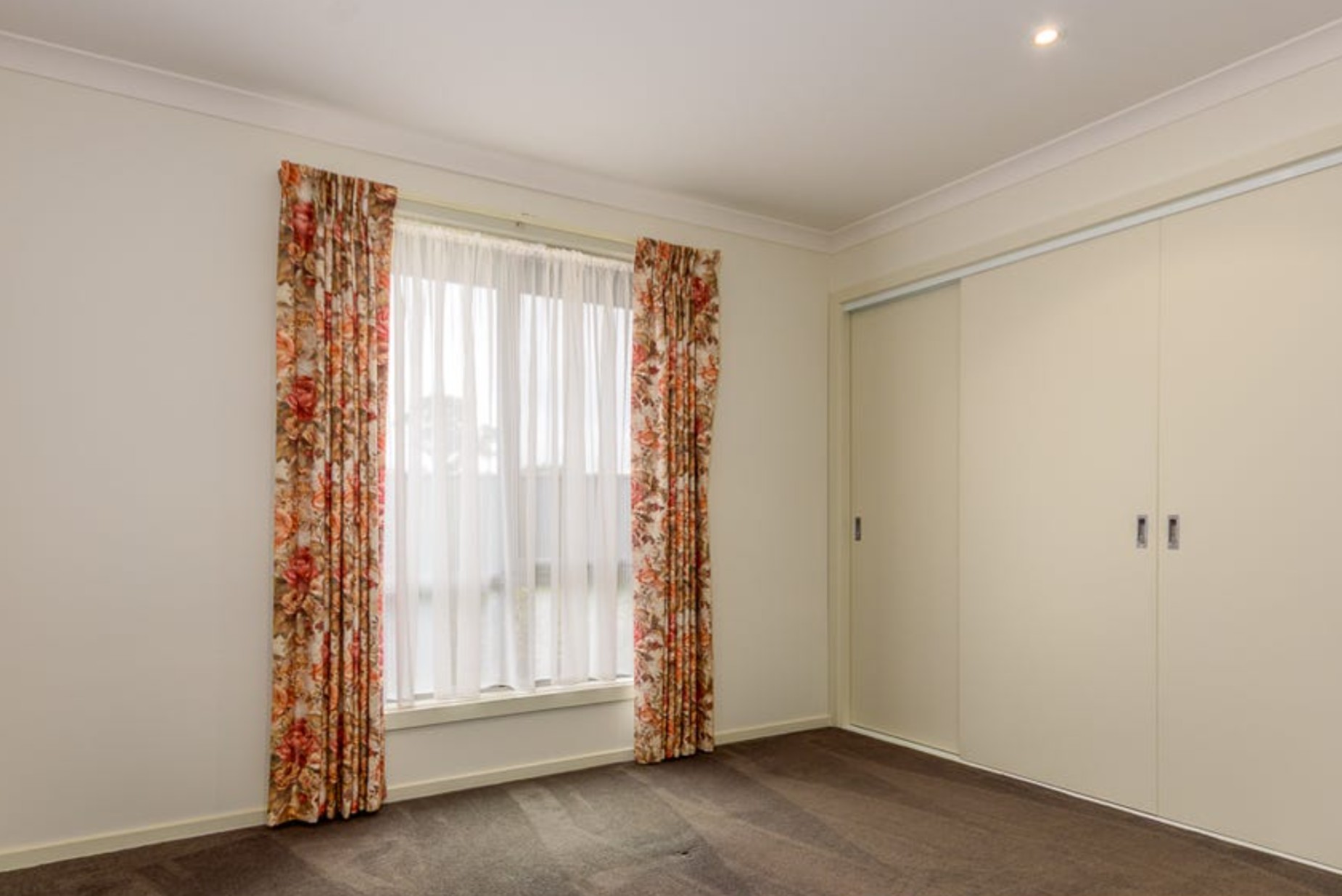 2 / 13 Bradford Avenue, Prospect Vale