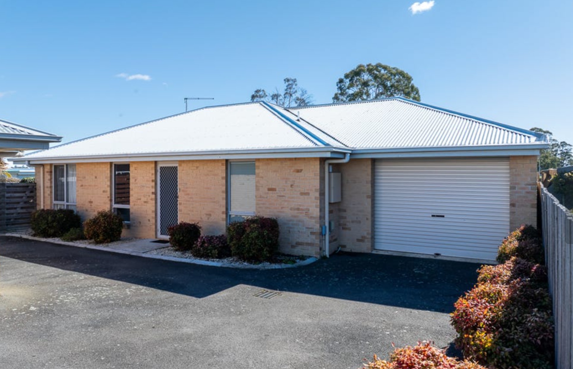 2 / 13 Bradford Avenue, Prospect Vale