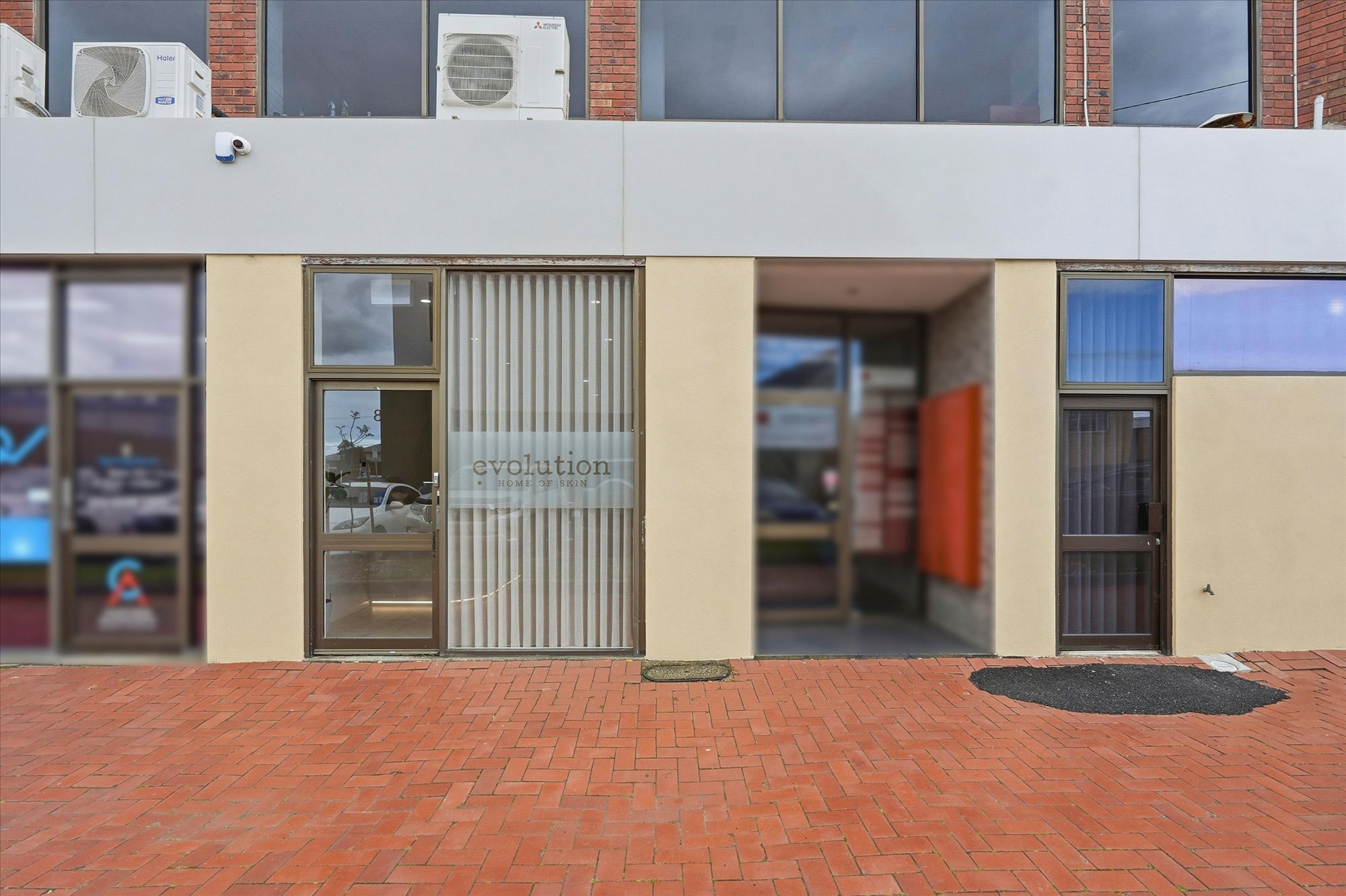 6 & 8 / 92 Railway Street South, Altona