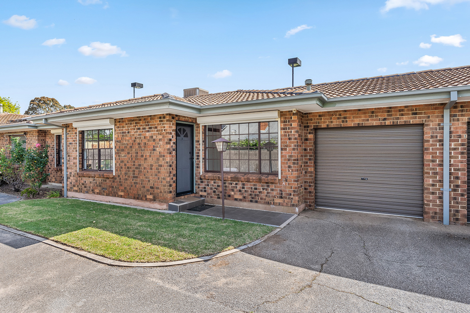 3 / 8 Bradey Street, Mitcham