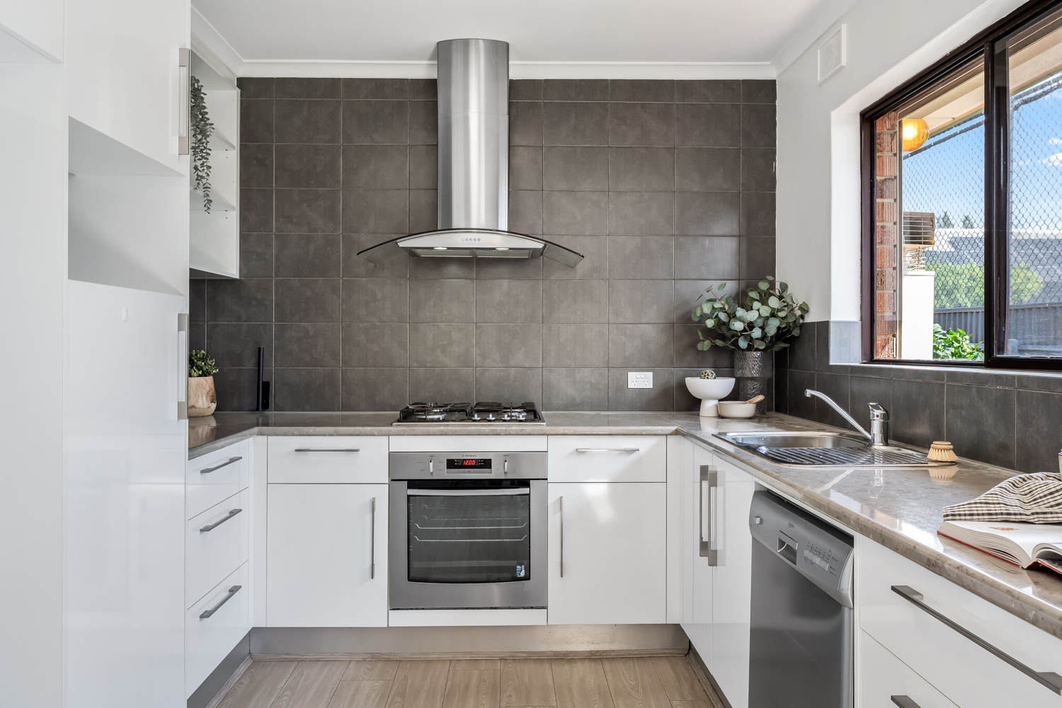 3 / 8 Bradey Street, Mitcham