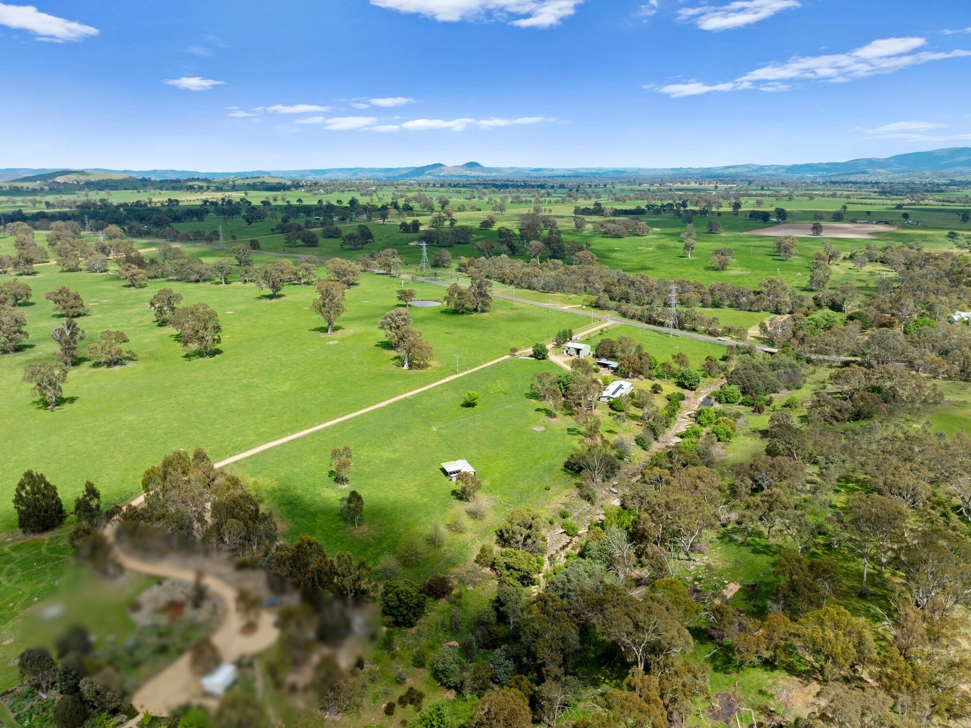 560 Old Tolmie Road, Mansfield