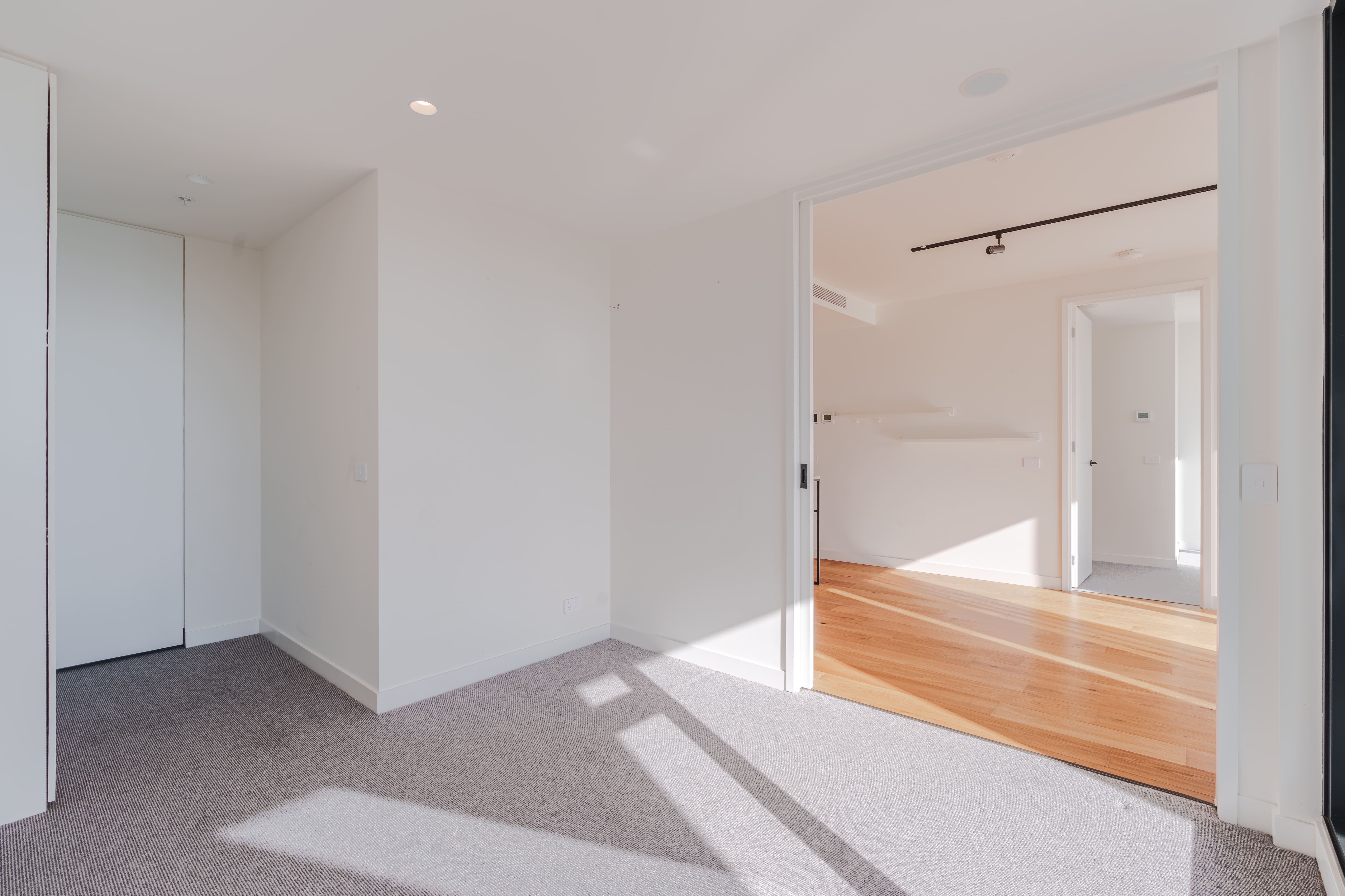 Sleek Two-Bedroom Apartment in South Melbourne