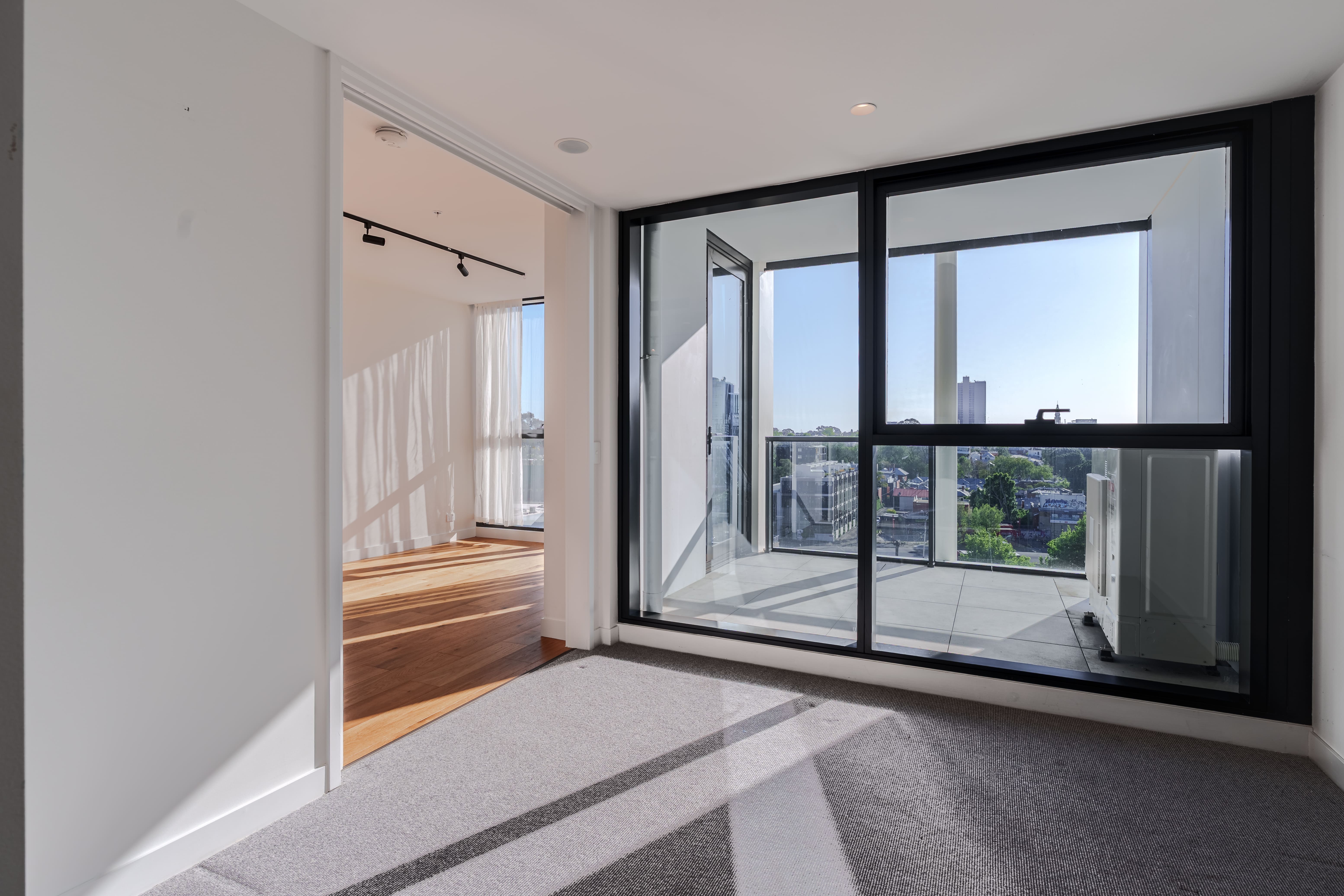 Sleek Two-Bedroom Apartment in South Melbourne