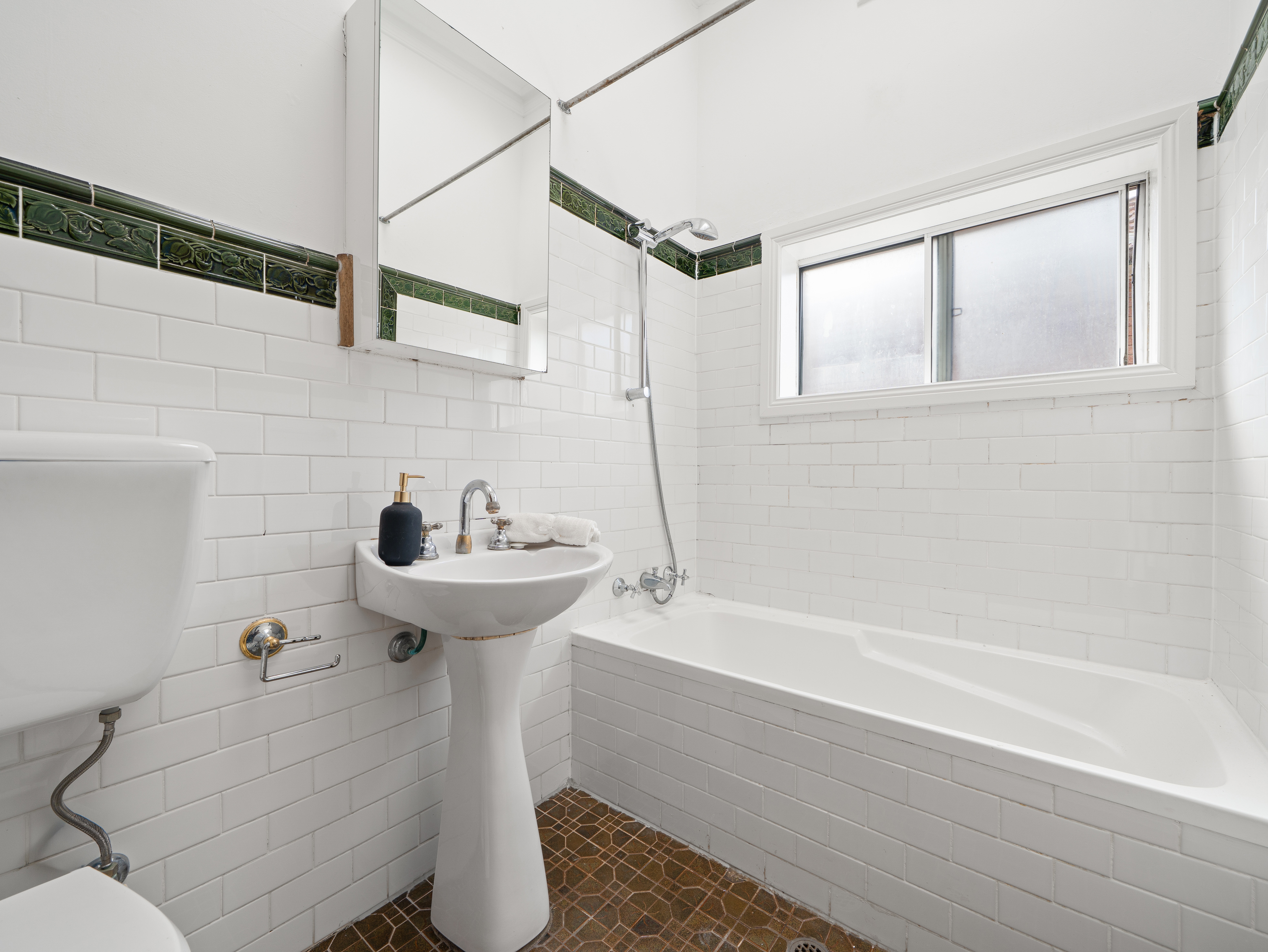 84 Nirranda Street, Concord West