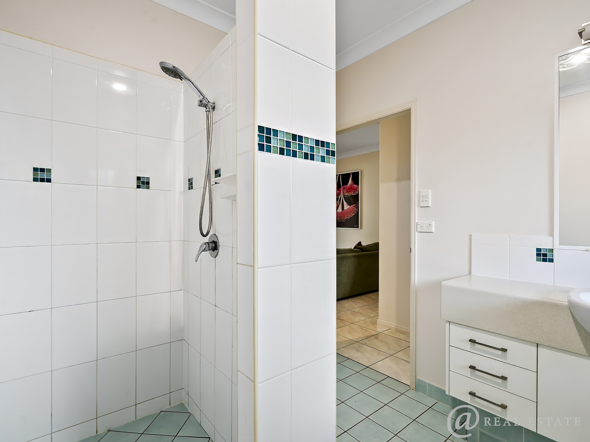 3 Spinnaker Drive, Mulambin