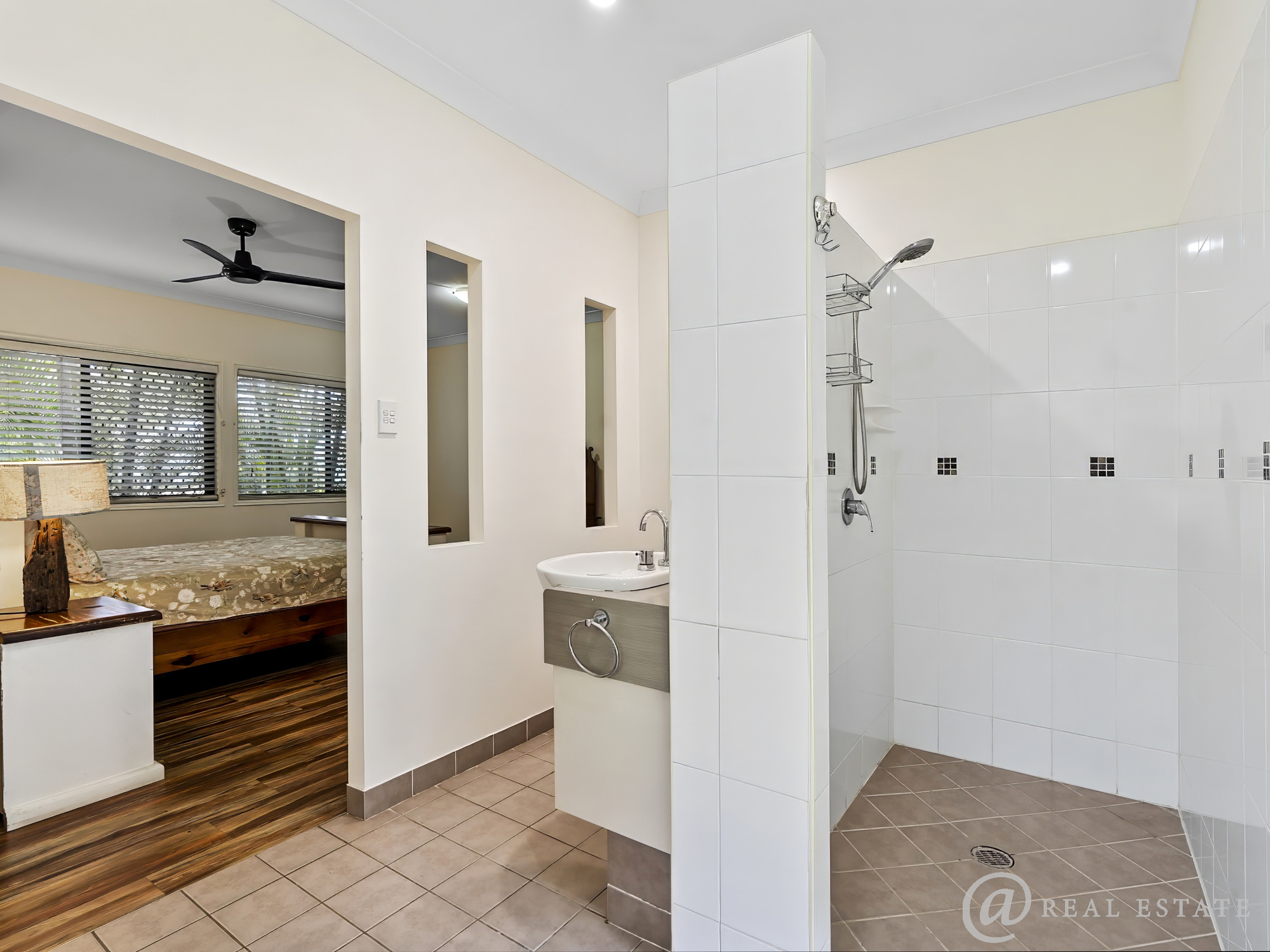 3 Spinnaker Drive, Mulambin