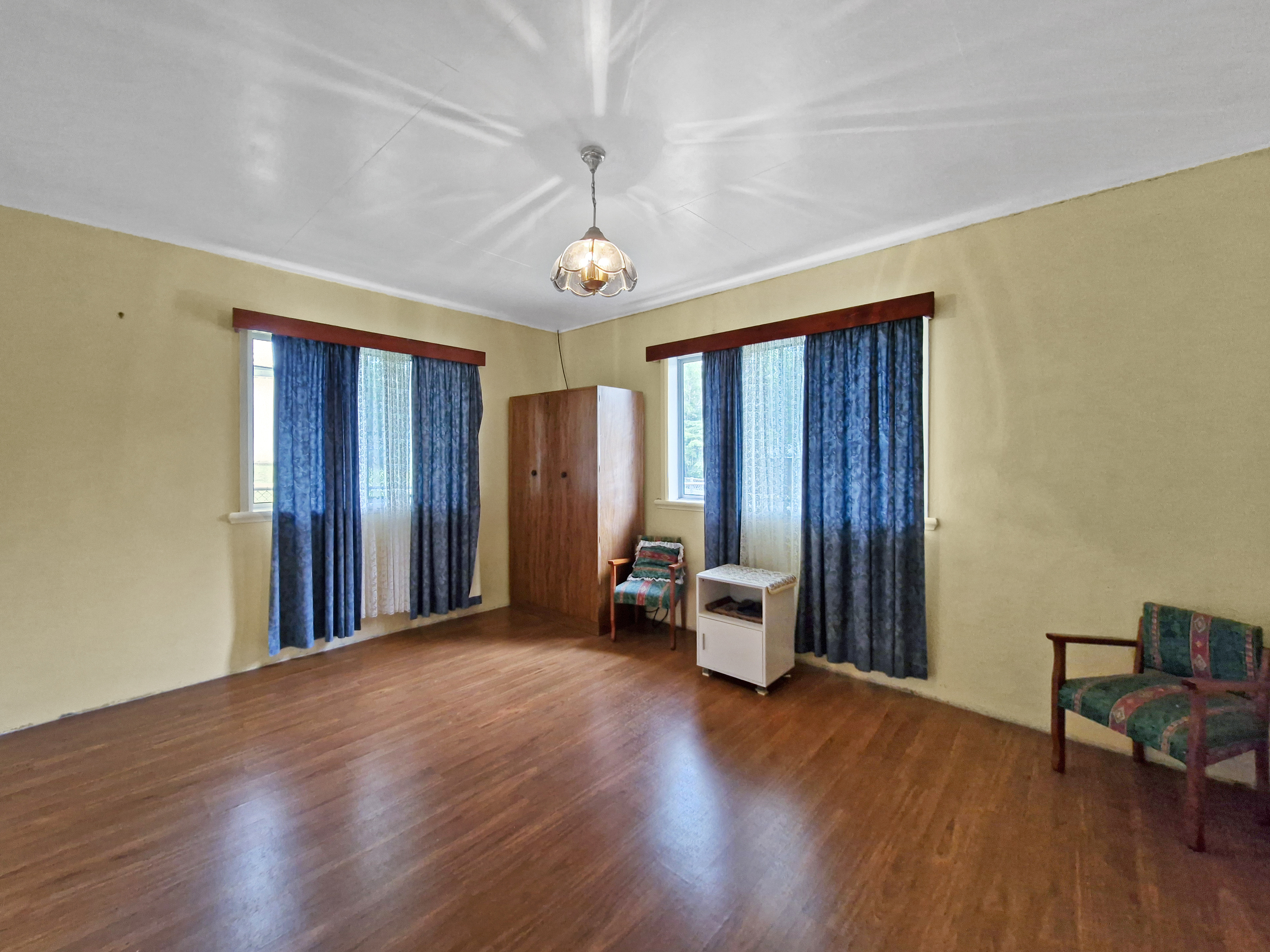 8 Maher Street, Atherton