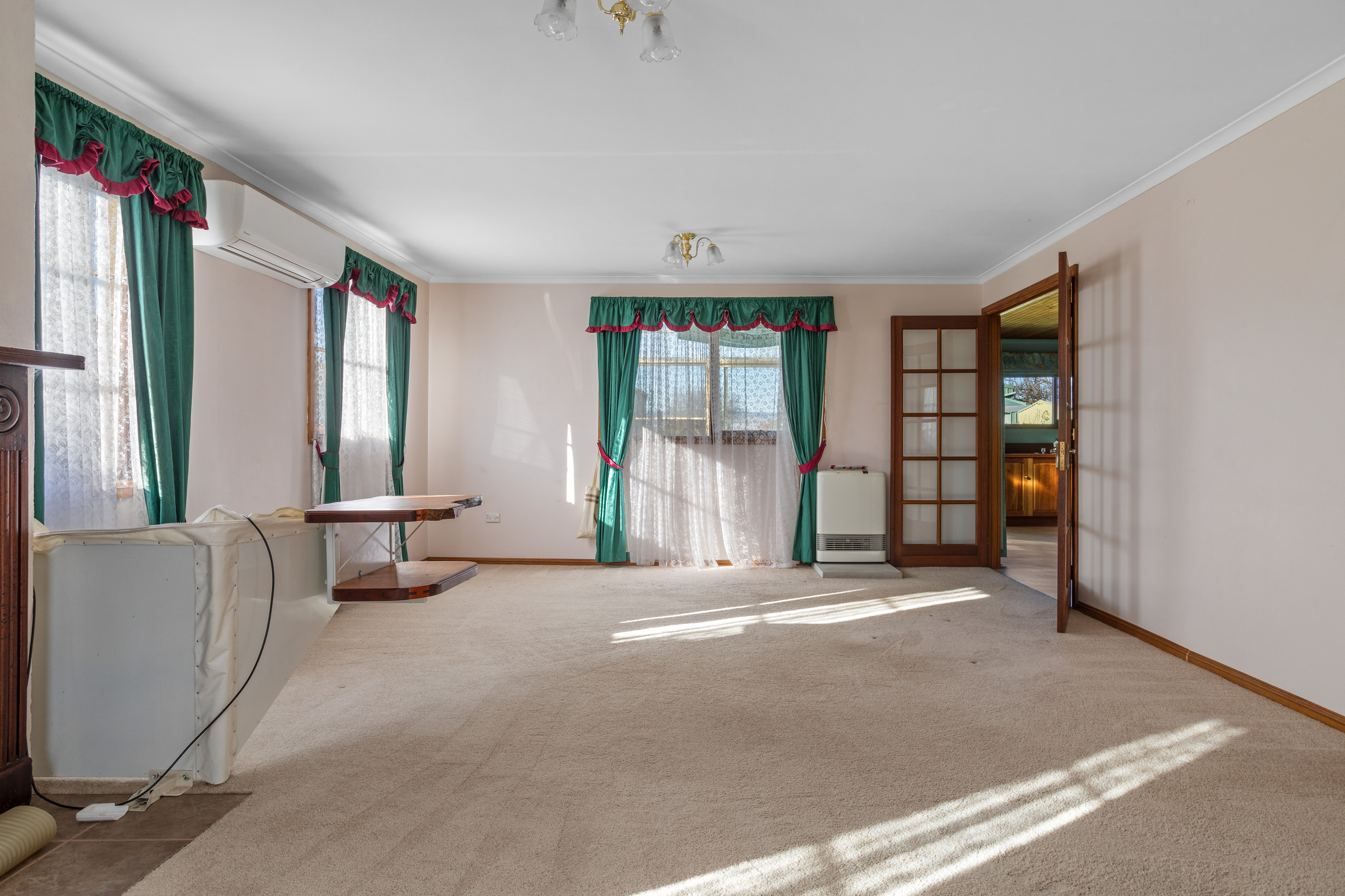 123 High Street, Campbell Town