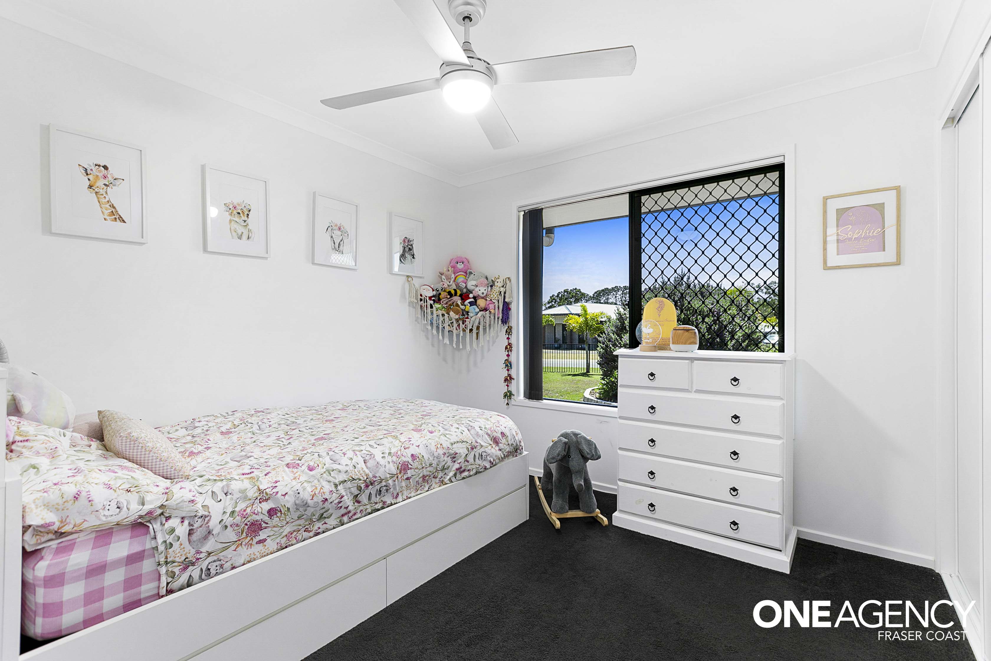 57 Ronaldo Way, Urangan