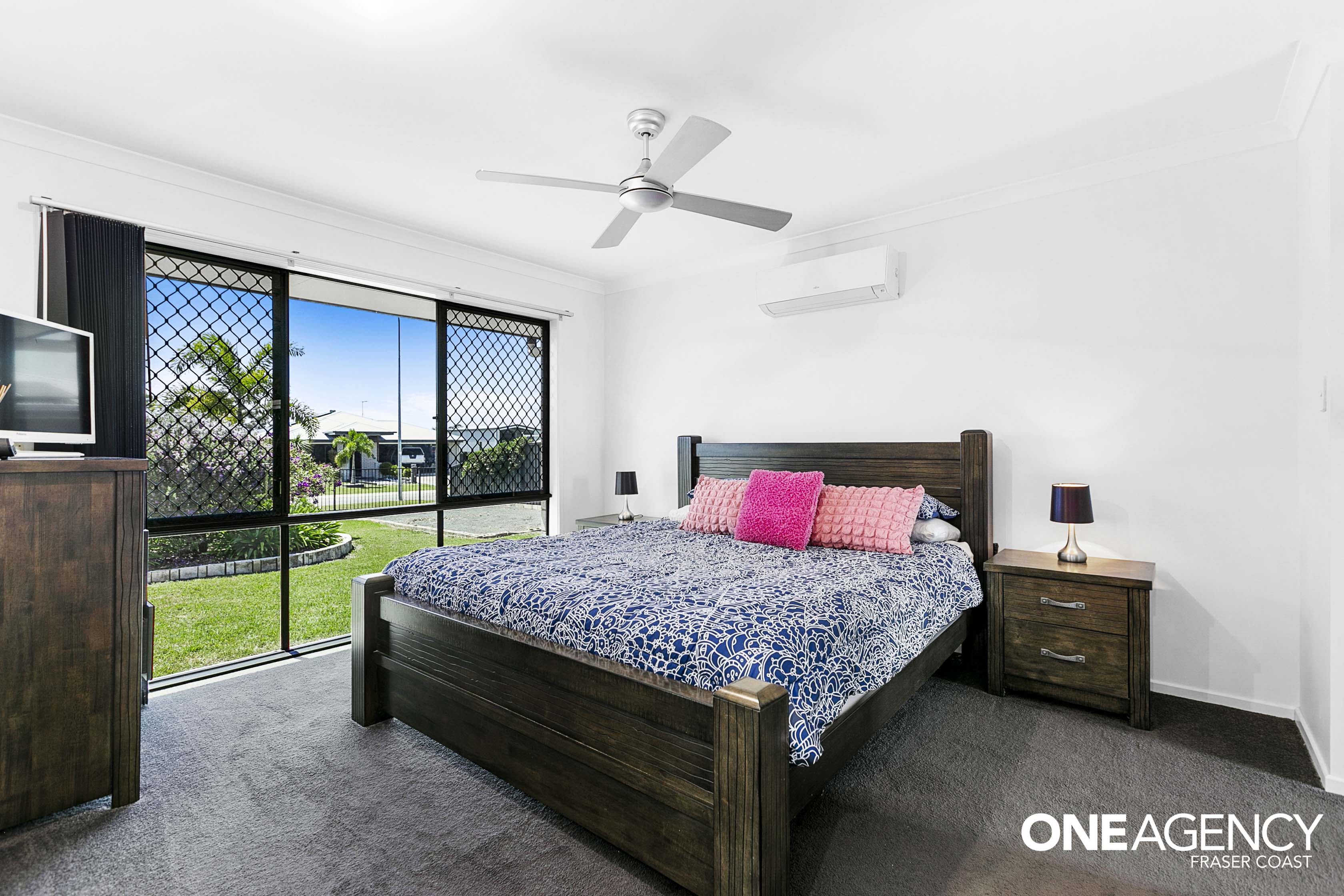 57 Ronaldo Way, Urangan