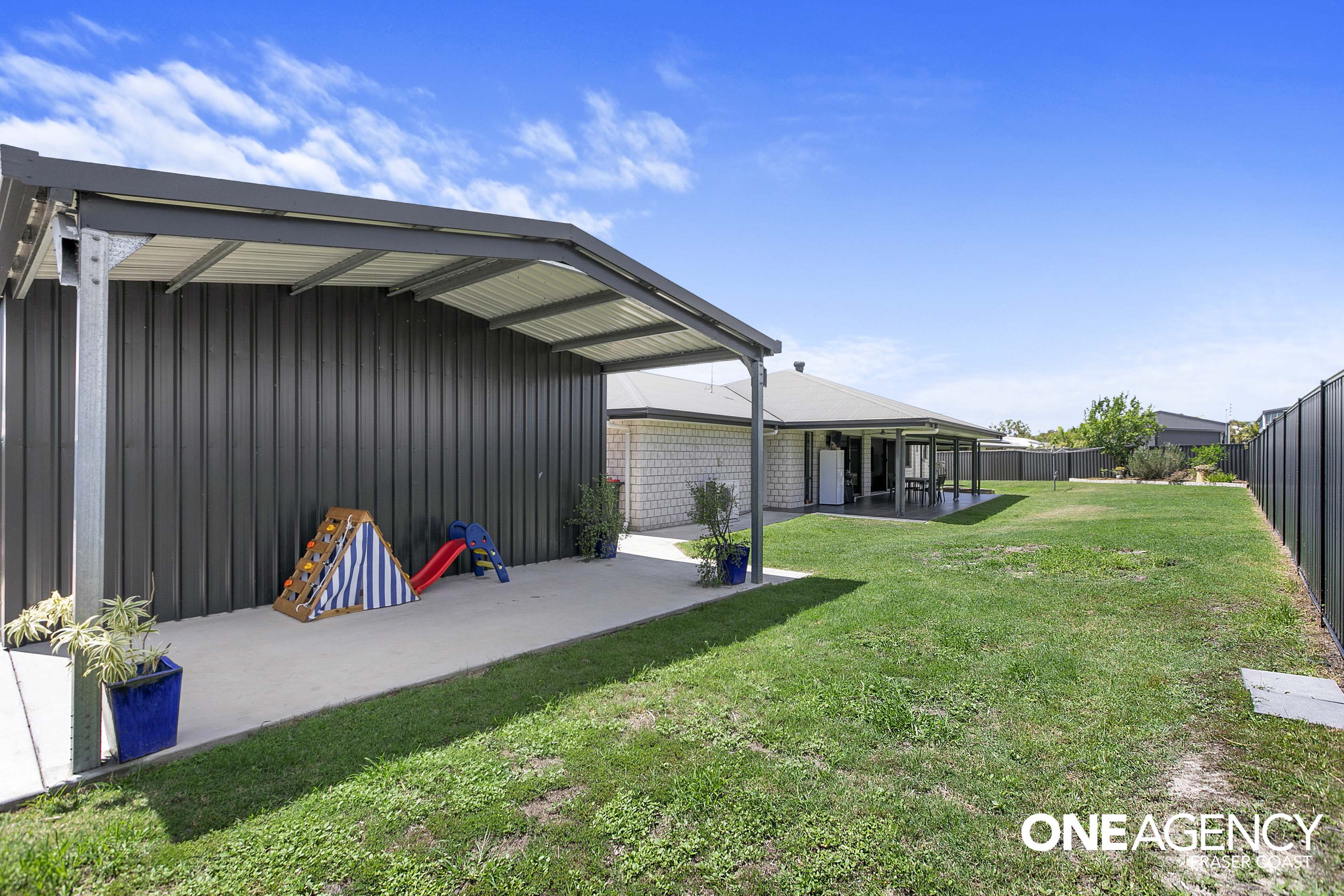 57 Ronaldo Way, Urangan