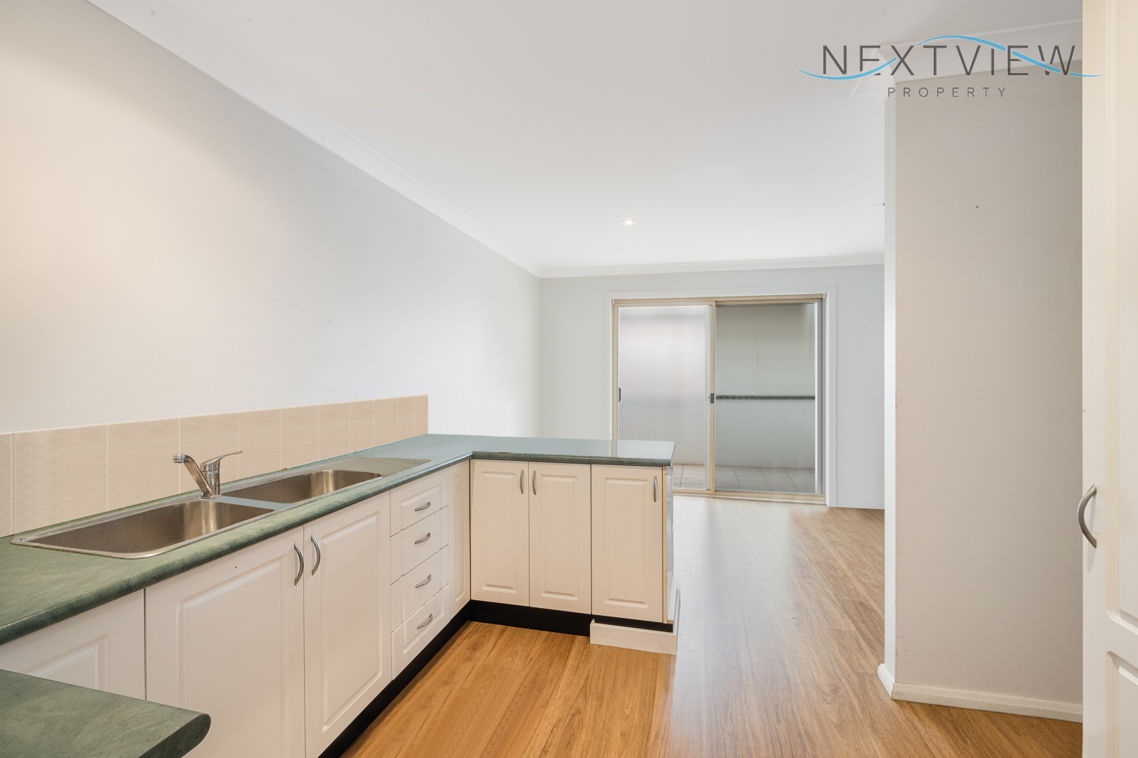 1 / 6 Brown Street, Adamstown