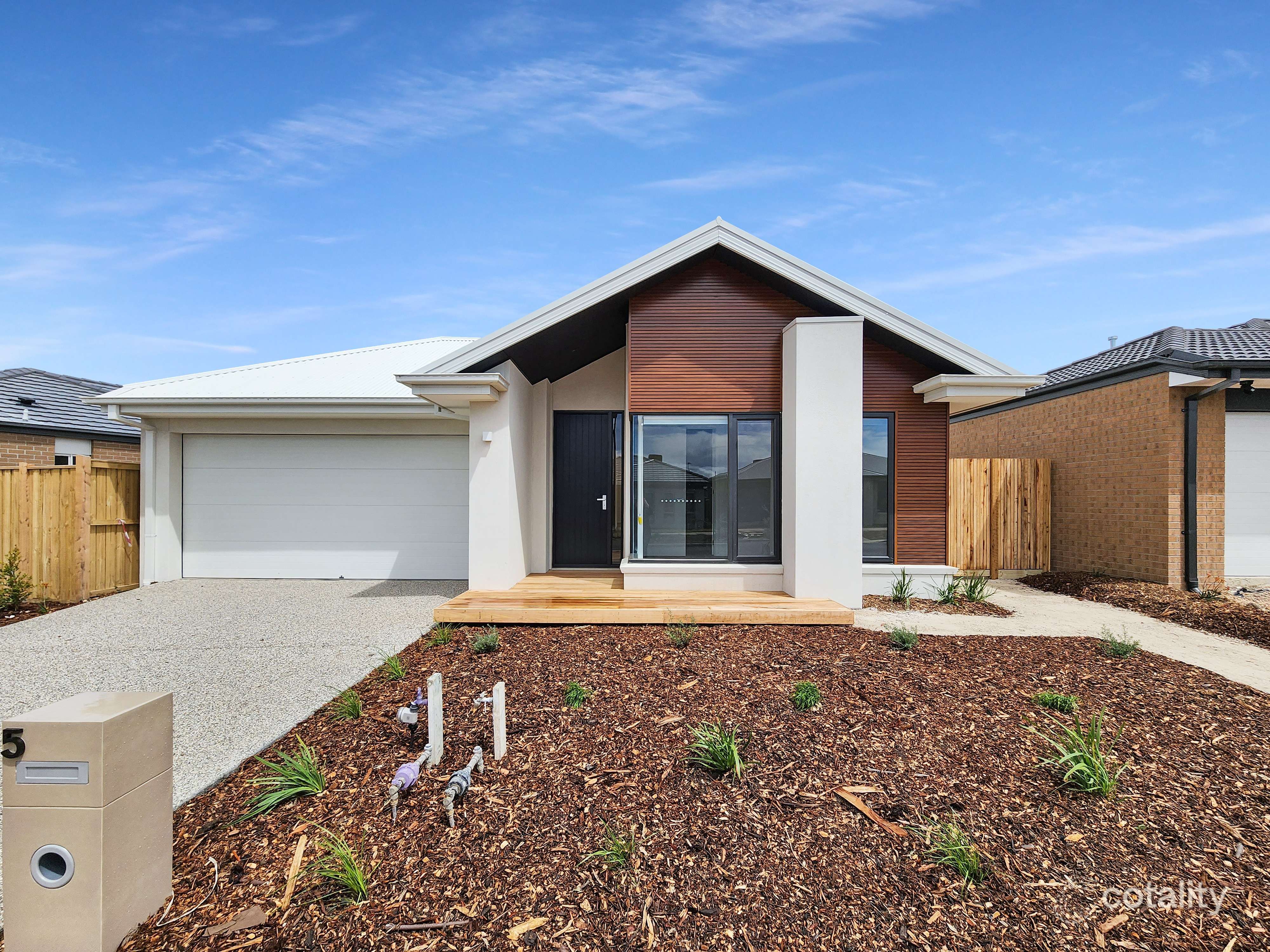 Listing image for 5 Unico Circuit, MOUNT DUNEED  VIC  3217