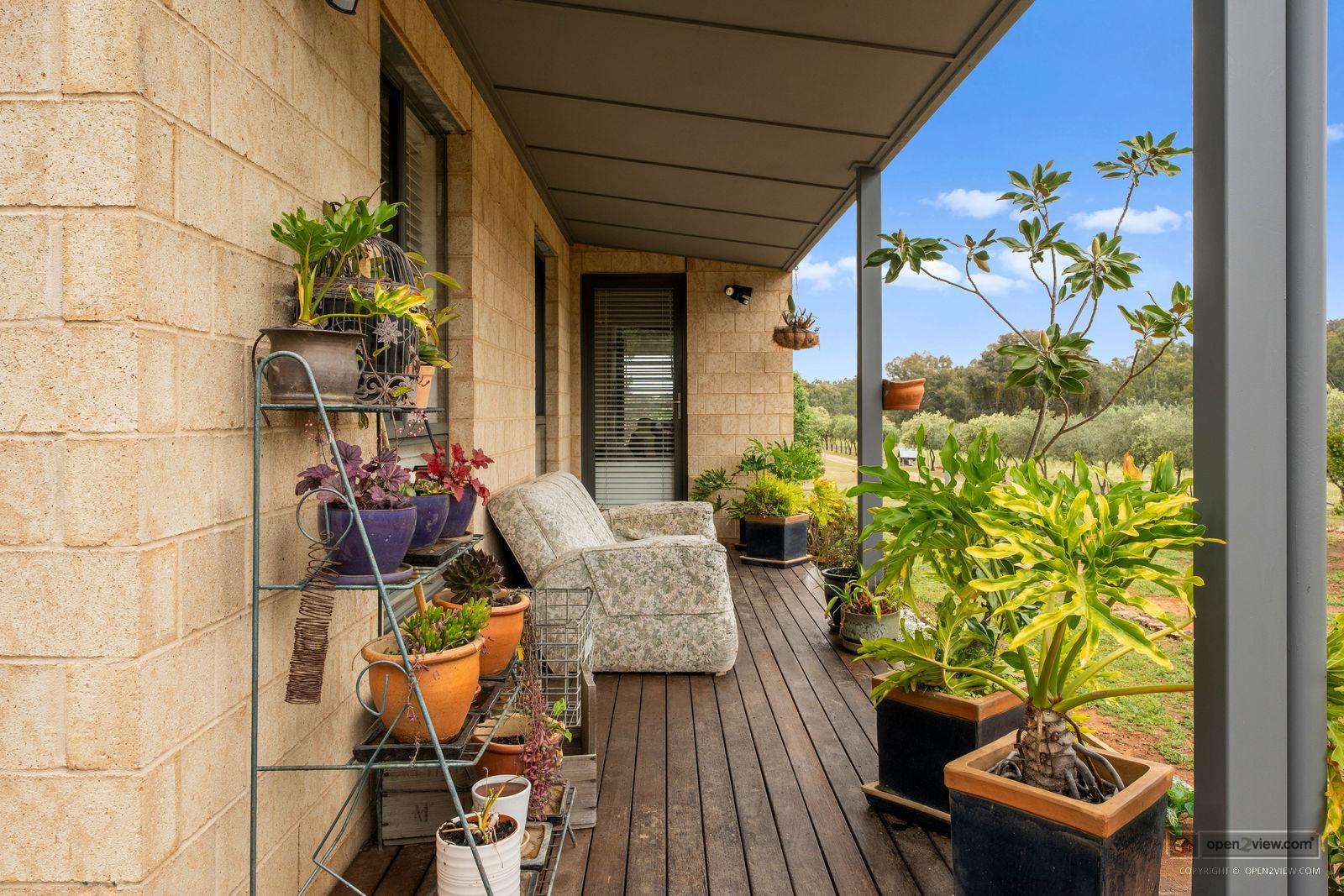 20 Old Pound Road, Eldorado