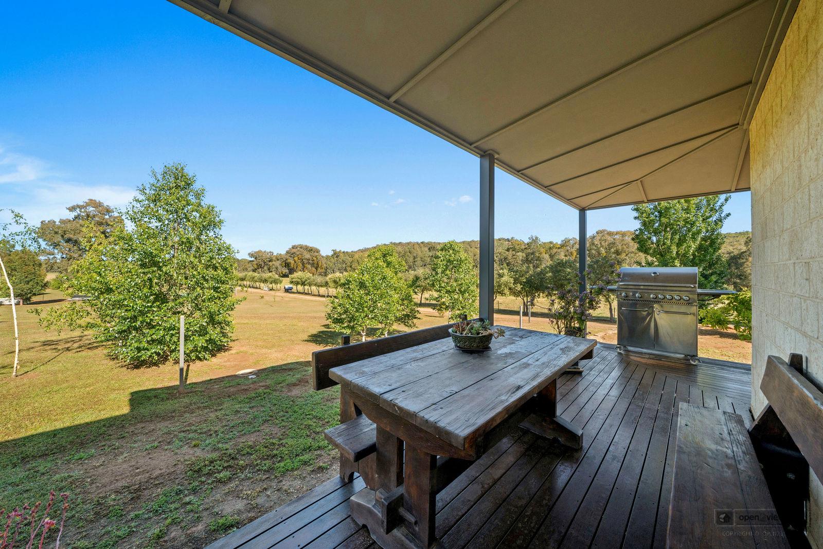 20 Old Pound Road, Eldorado