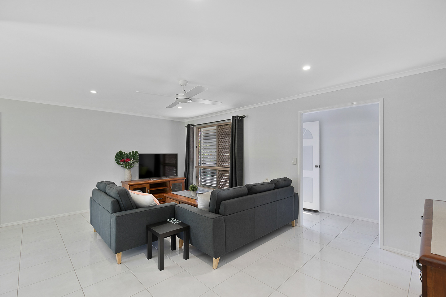 87 Snapper Street, Kawungan