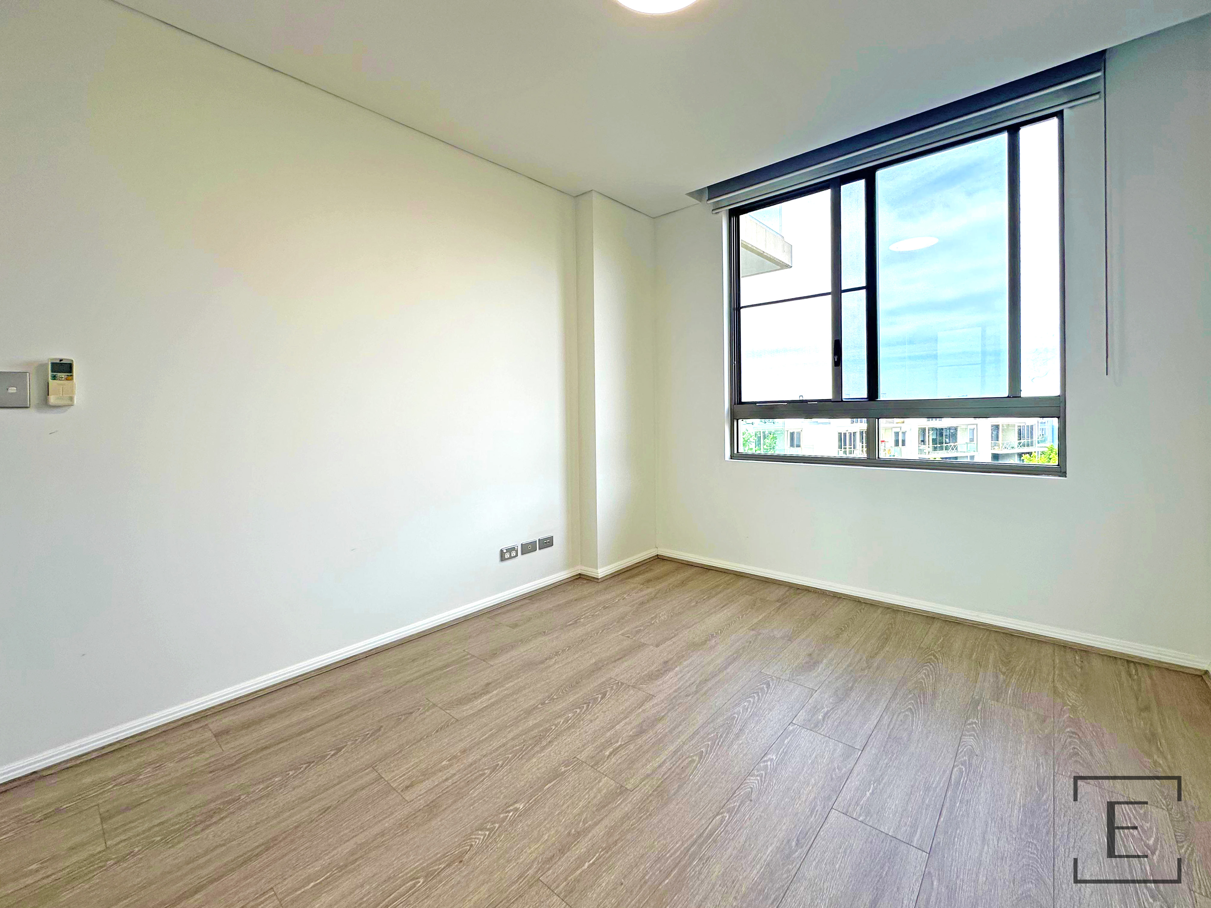 201 / 29 Seven Street, Epping