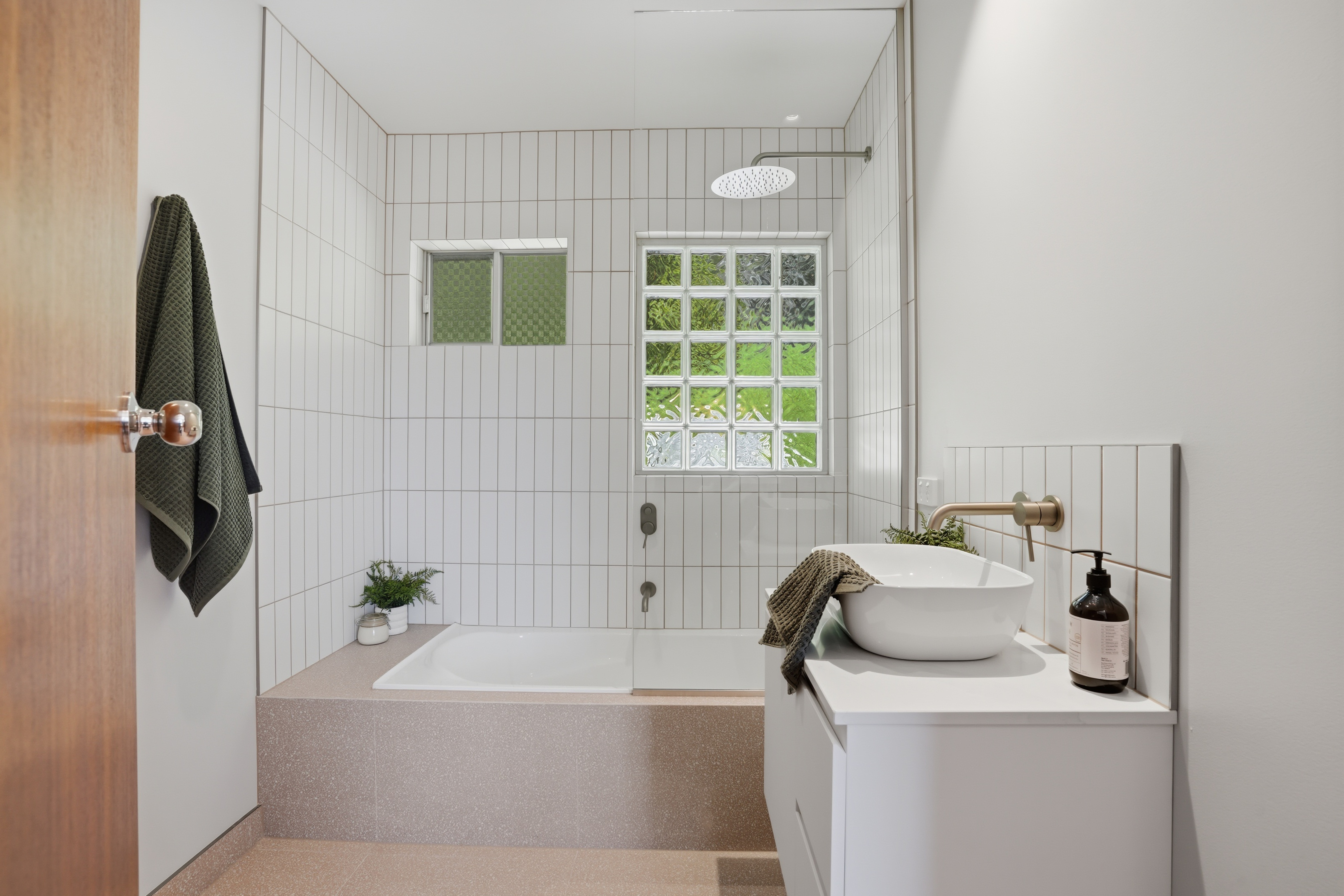 19 Denison Road, West Launceston