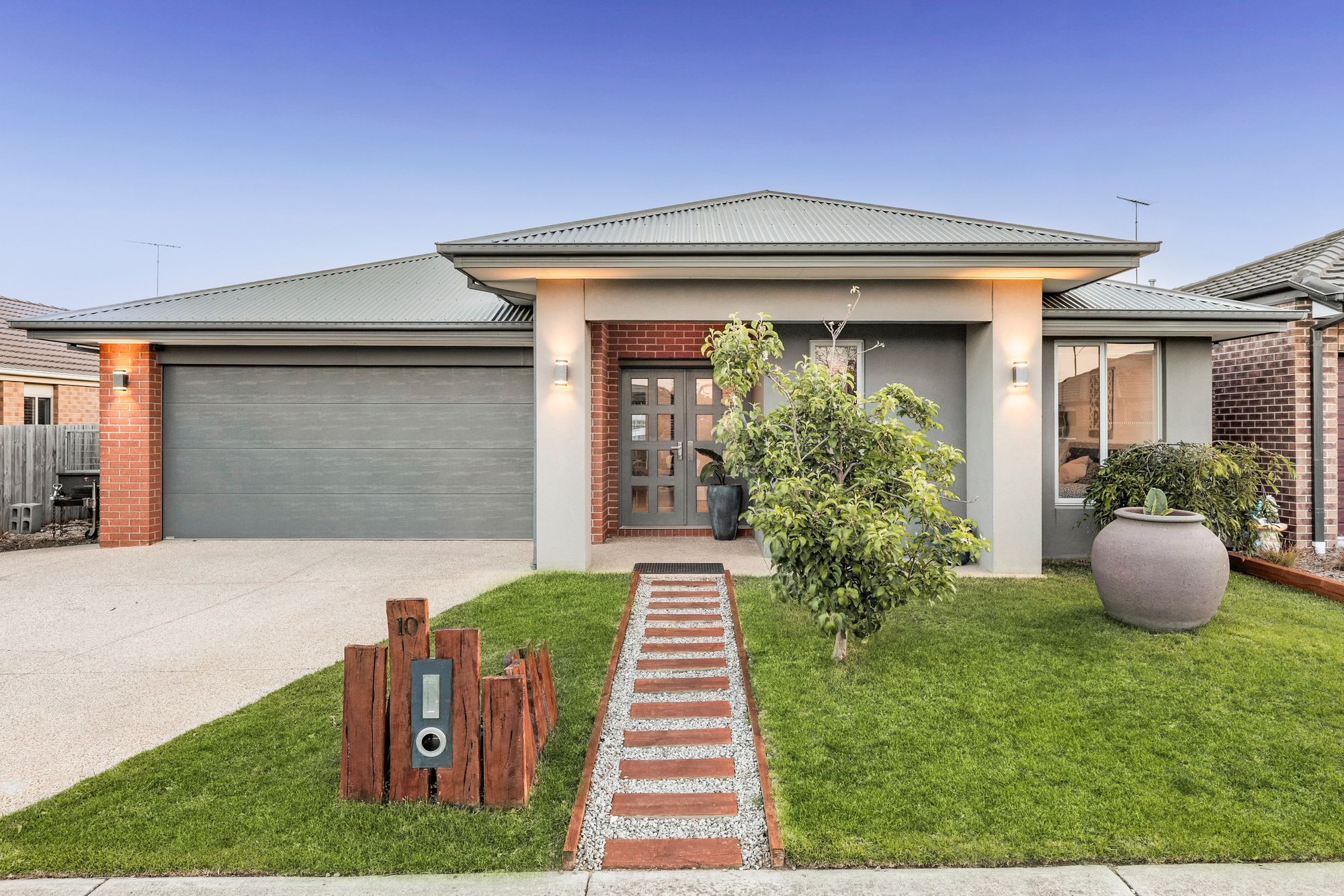 Listing image for 10 Cape Way, ARMSTRONG CREEK  VIC  3217