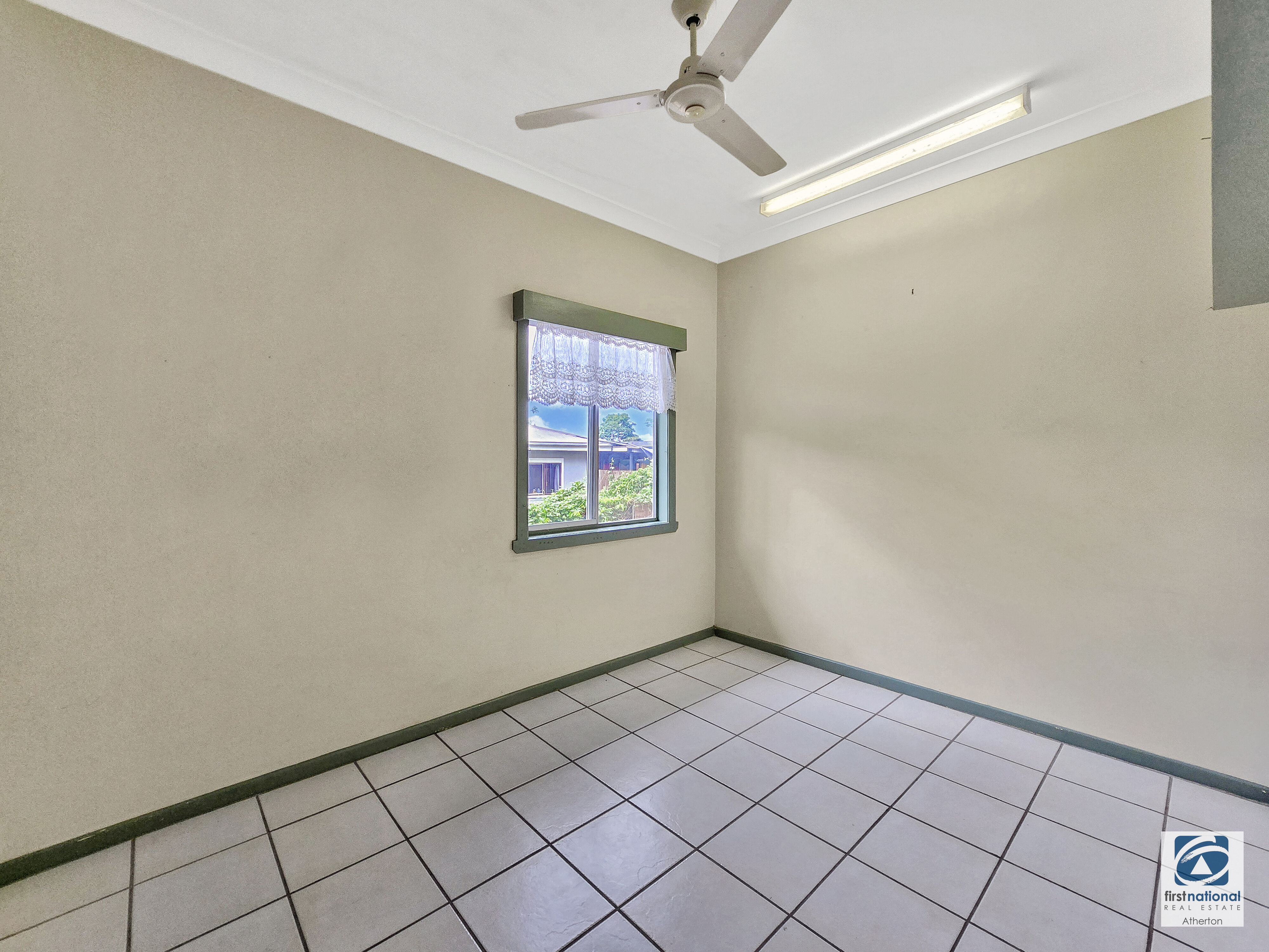 8 Evans Street , Atherton