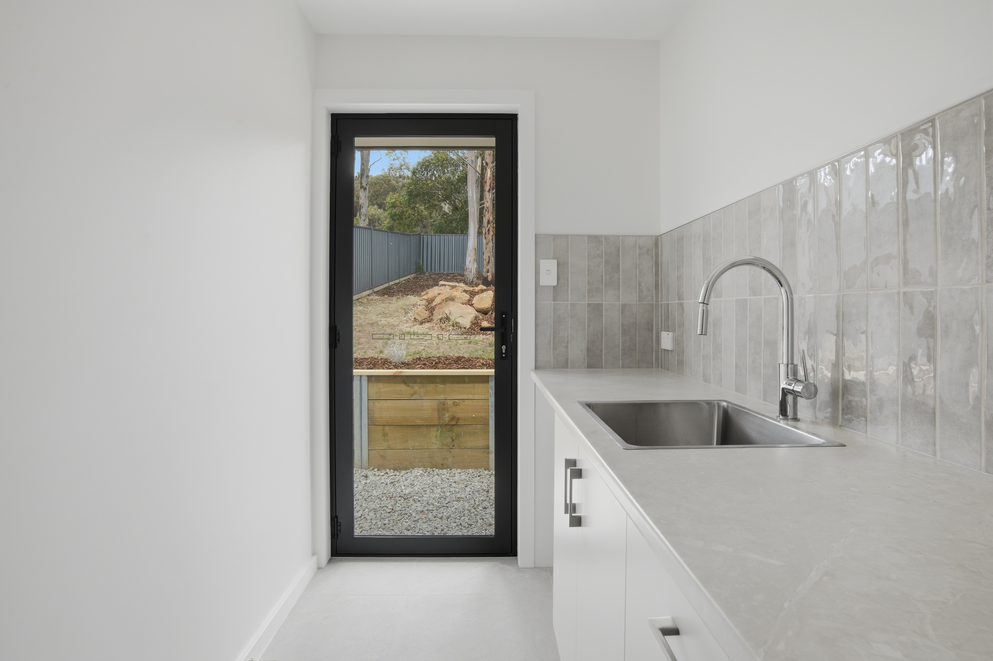 2 / 67 Parkfield Drive, Youngtown