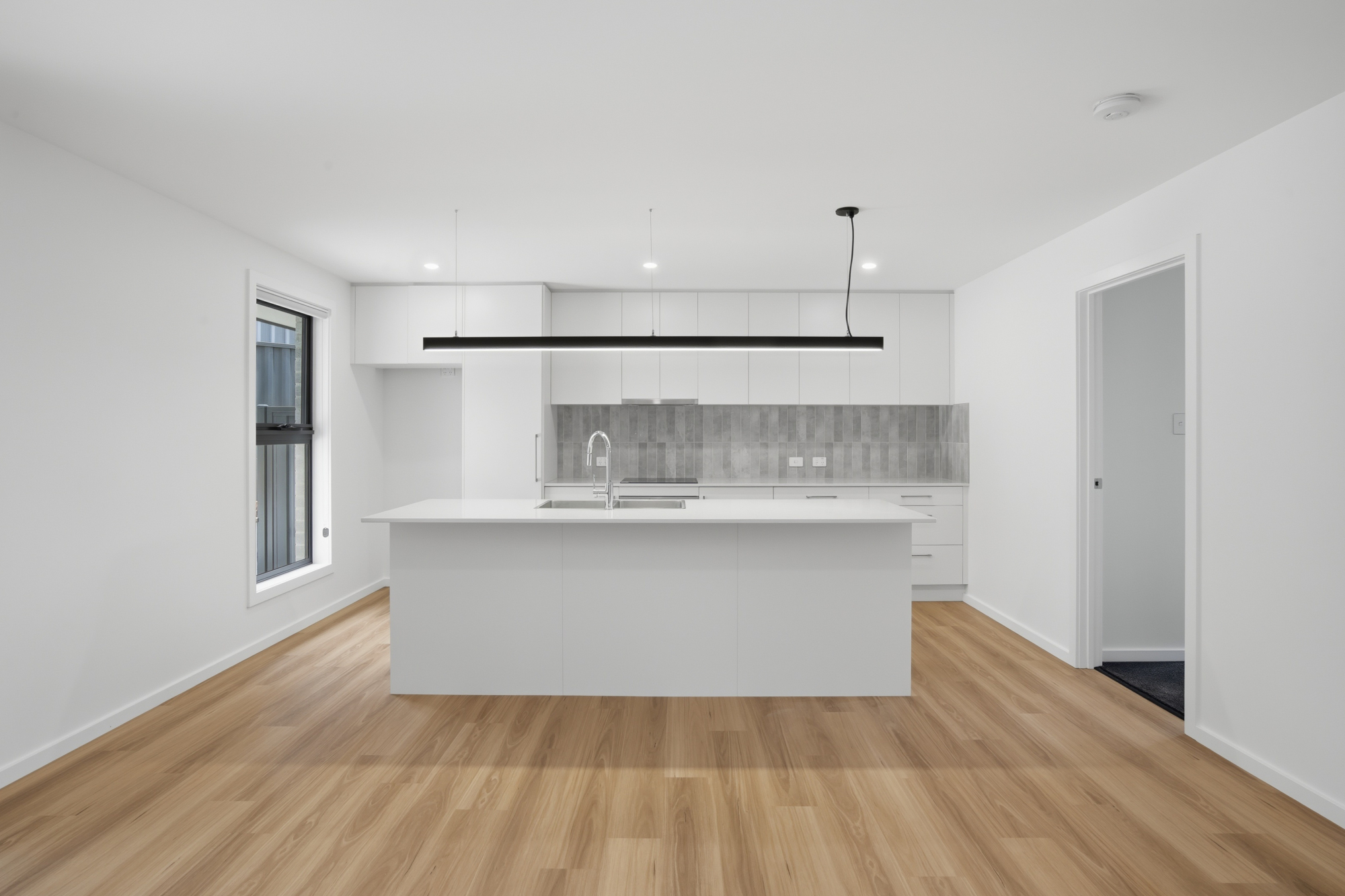 2 / 67 Parkfield Drive, Youngtown