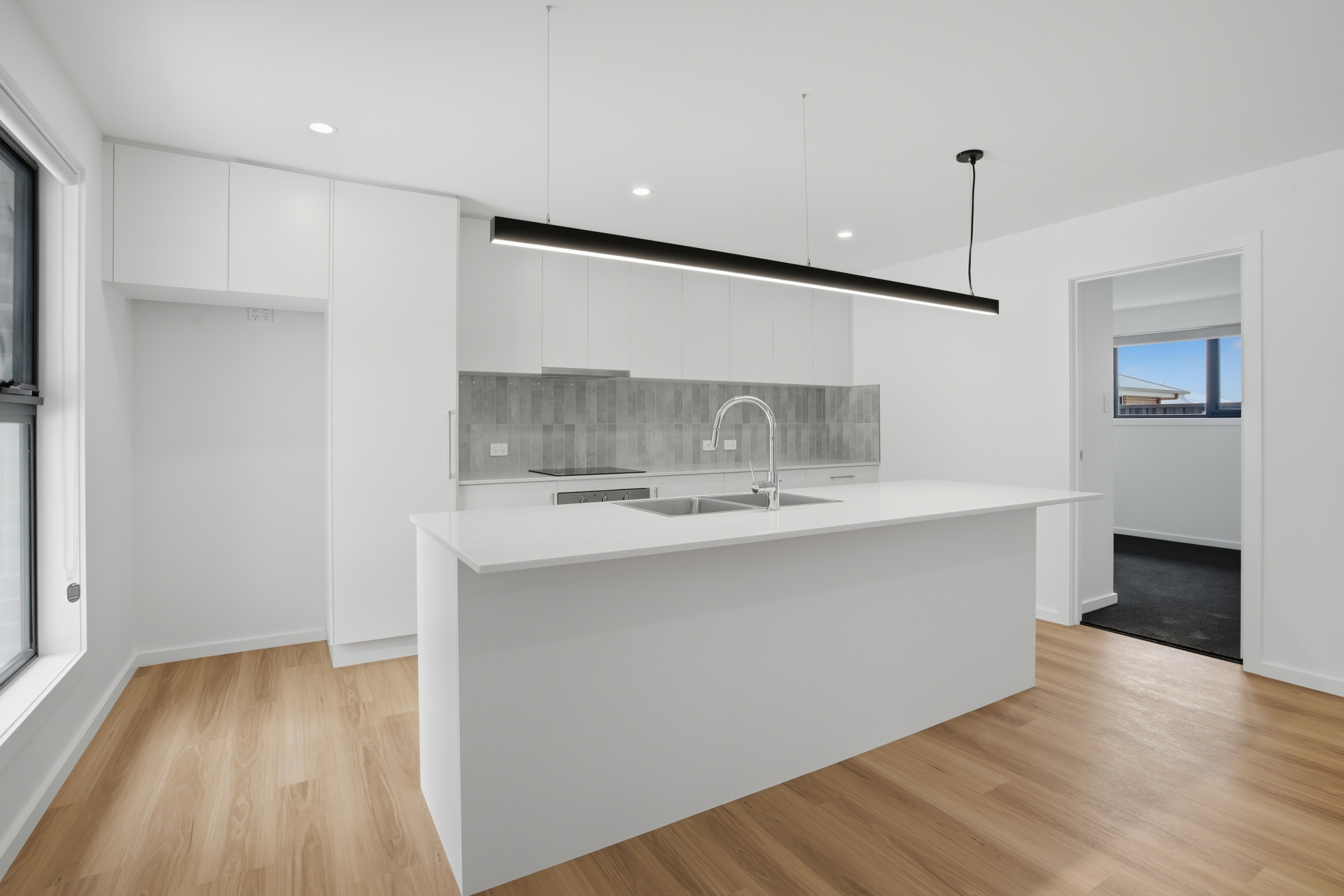 2 / 67 Parkfield Drive, Youngtown