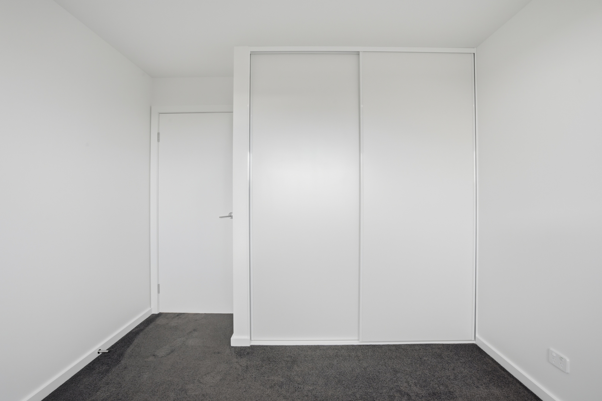 2 / 67 Parkfield Drive, Youngtown