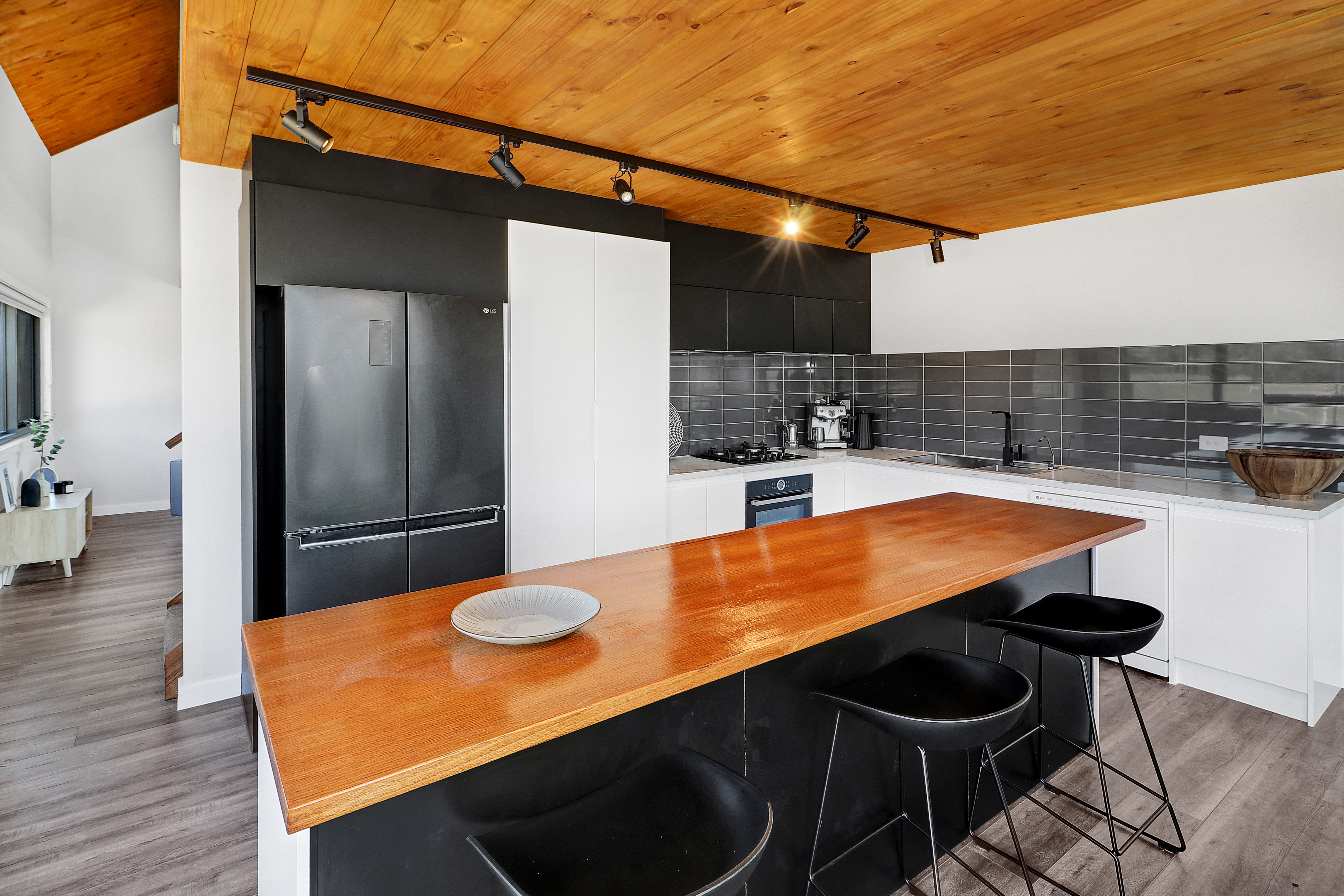 123 Graves Road, Mansfield